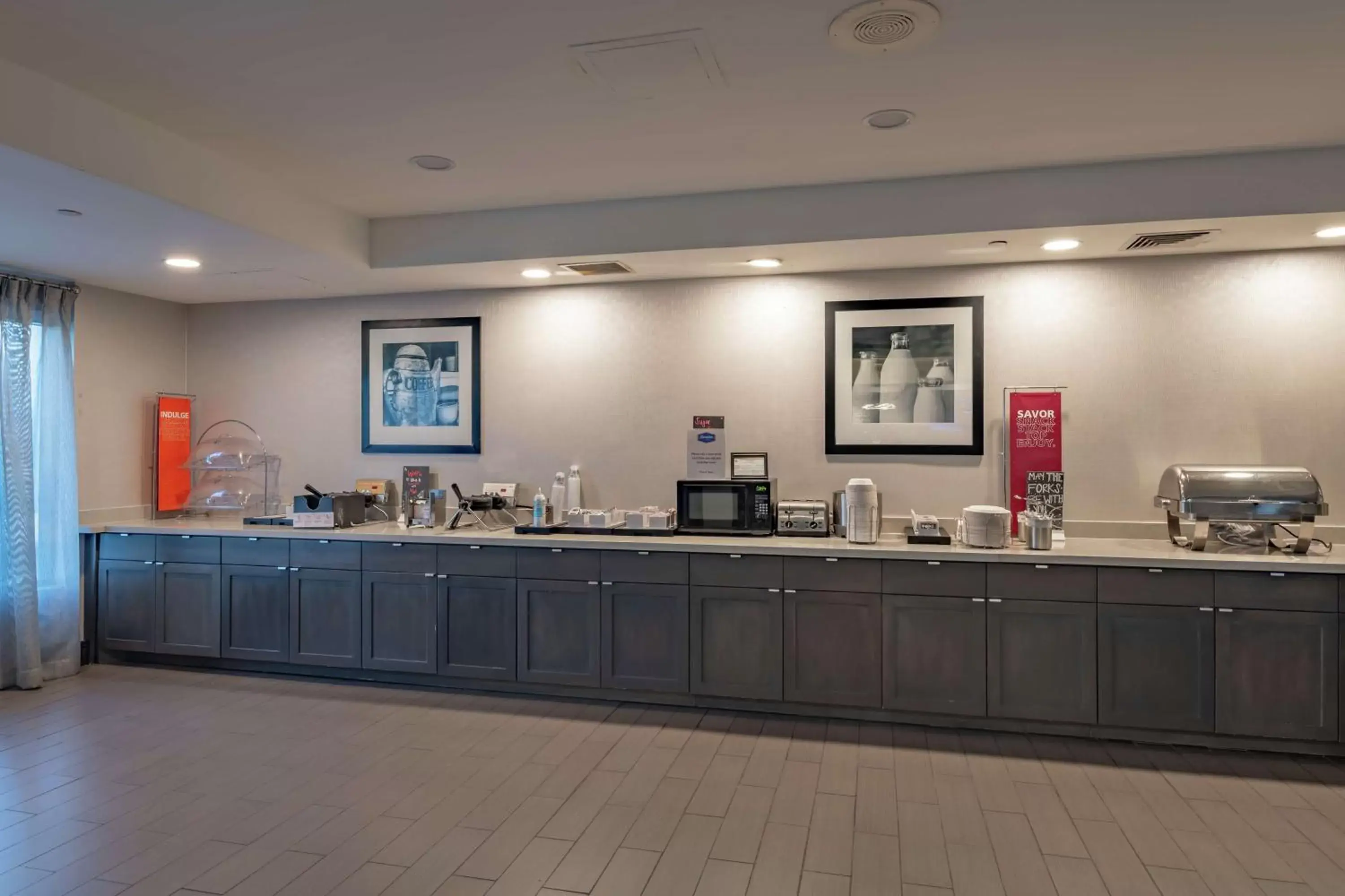 Dining area, Restaurant/Places to Eat in Hampton Inn Waco North