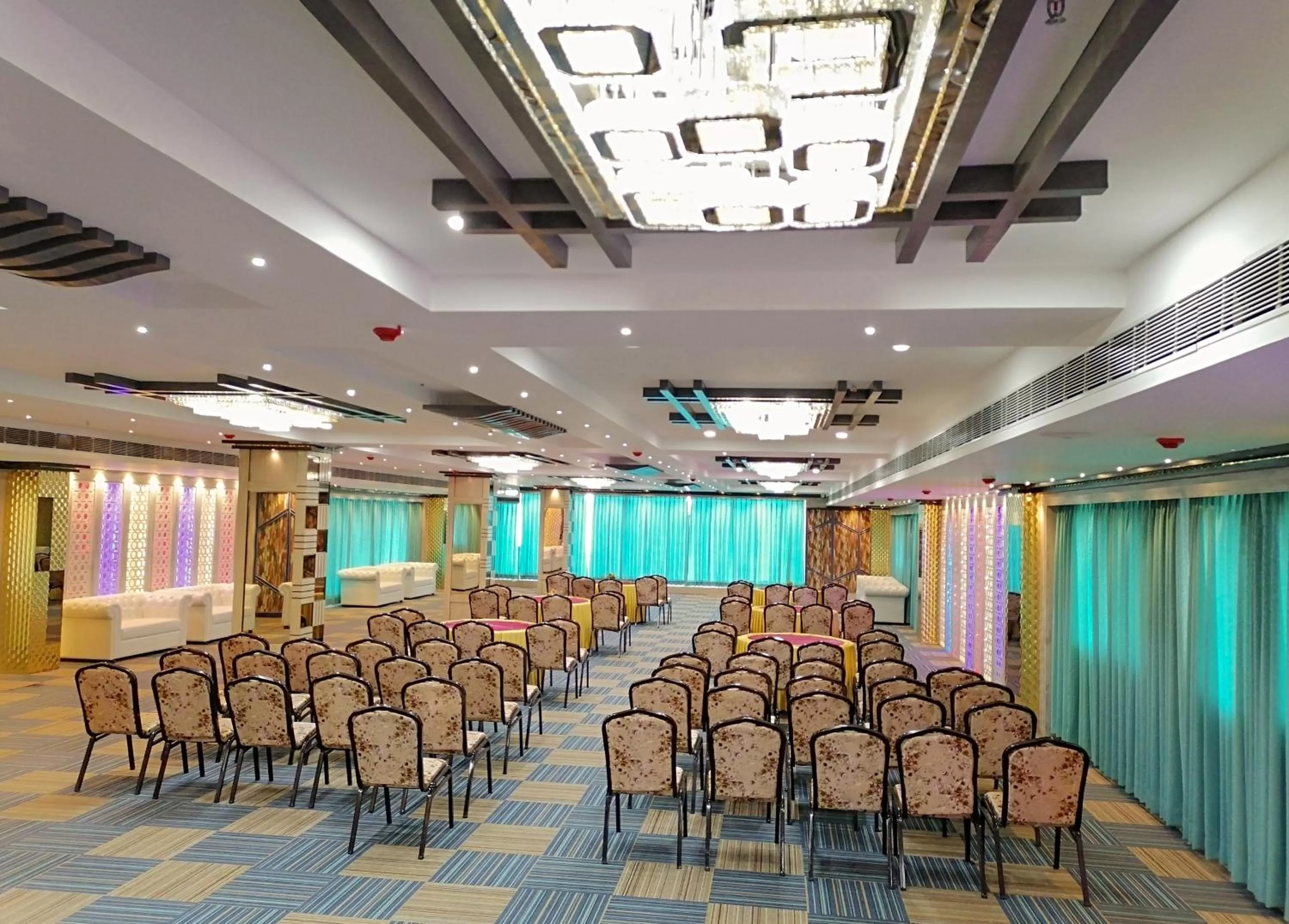 Business facilities in Ghar 365 Residency