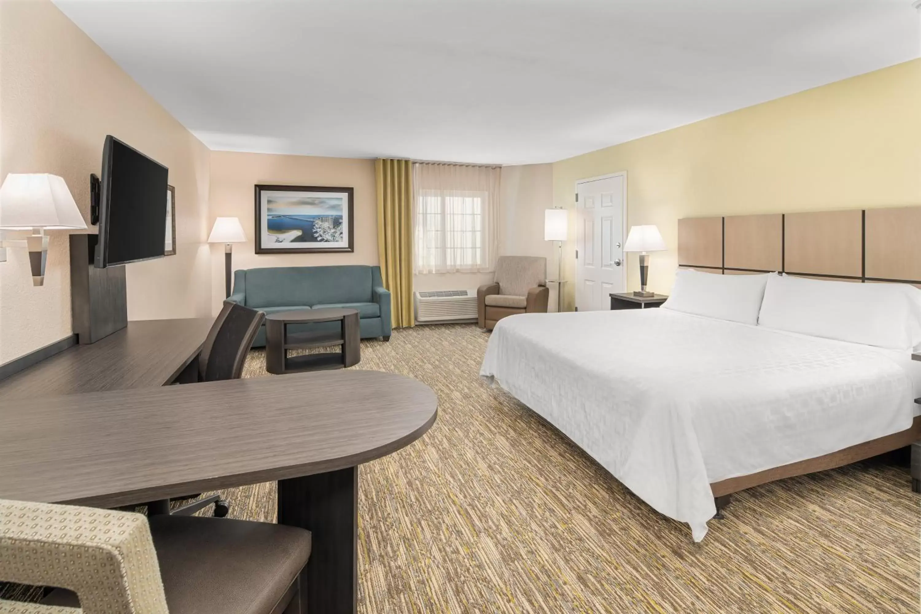 Photo of the whole room in Candlewood Suites Destin-Sandestin Area, an IHG Hotel