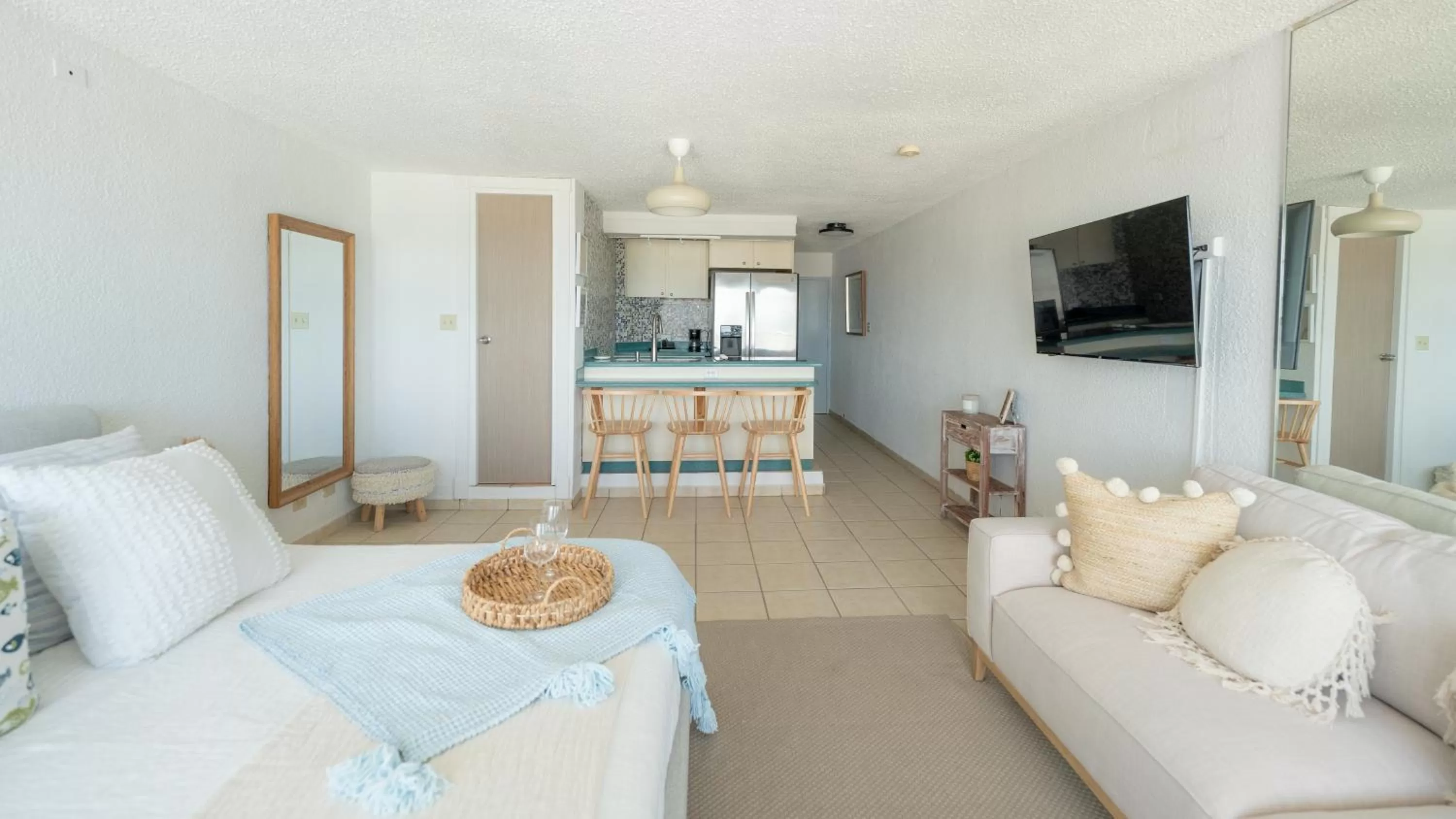 Bed in OCEAN VIEW DELUXE SUITE: PVT. BEACH & POOL