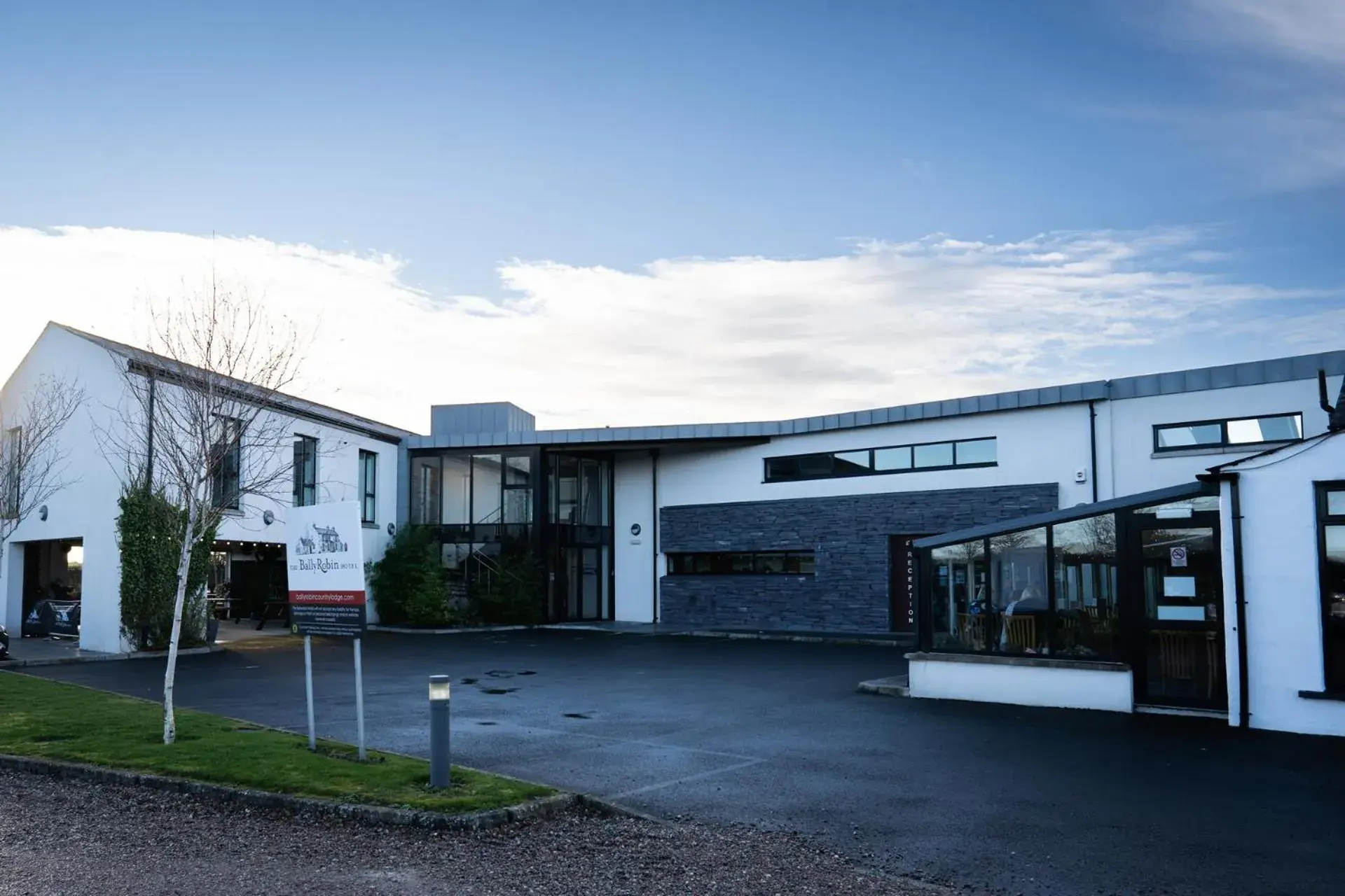 Facade/entrance, Property Building in Ballyrobin Country Lodge