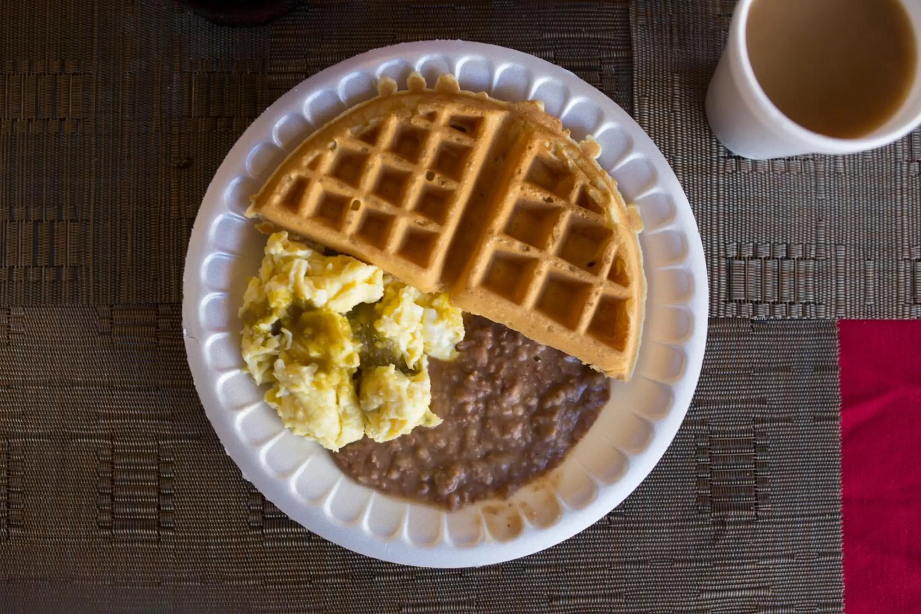 Continental breakfast in La Copa Inn Beach Hotel