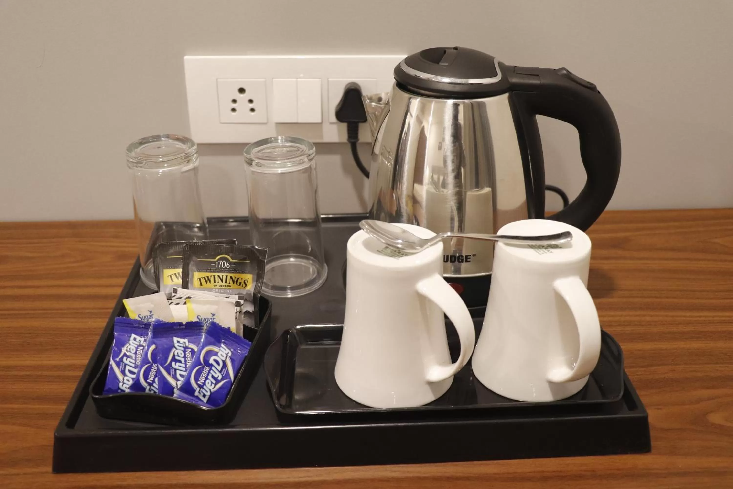 Coffee/tea facilities in Click Hotel Transport Nagar