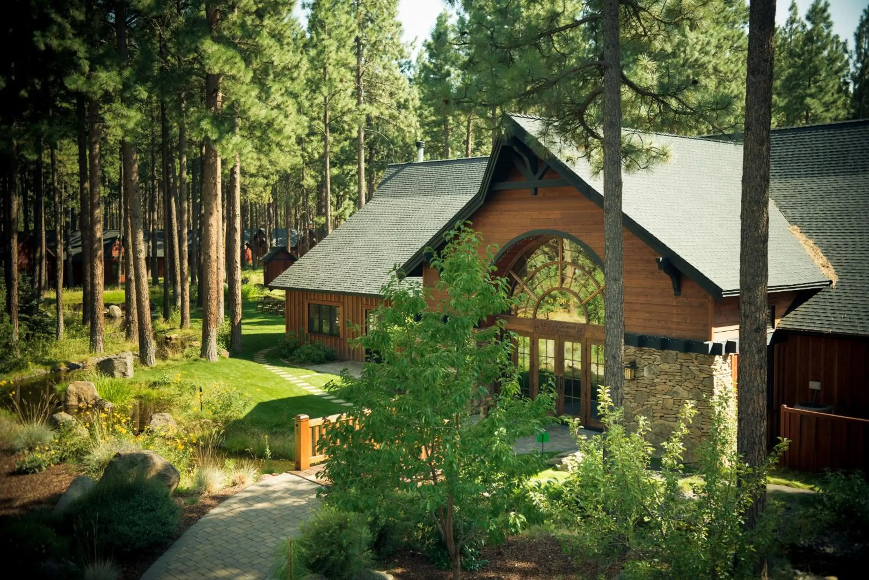 Meeting/conference room, Property Building in FivePine Lodge