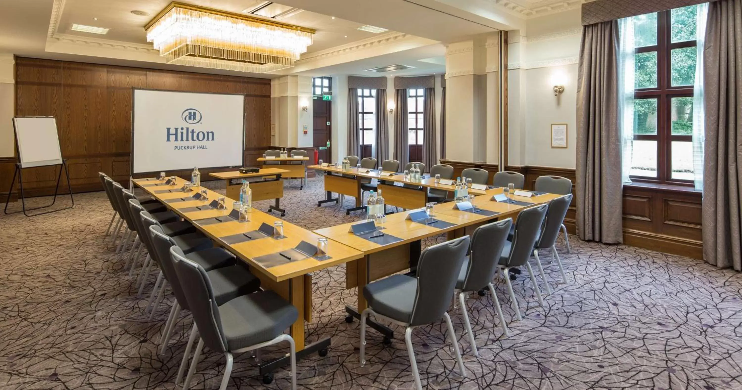 Meeting/conference room in Hilton Puckrup Hall, Tewkesbury