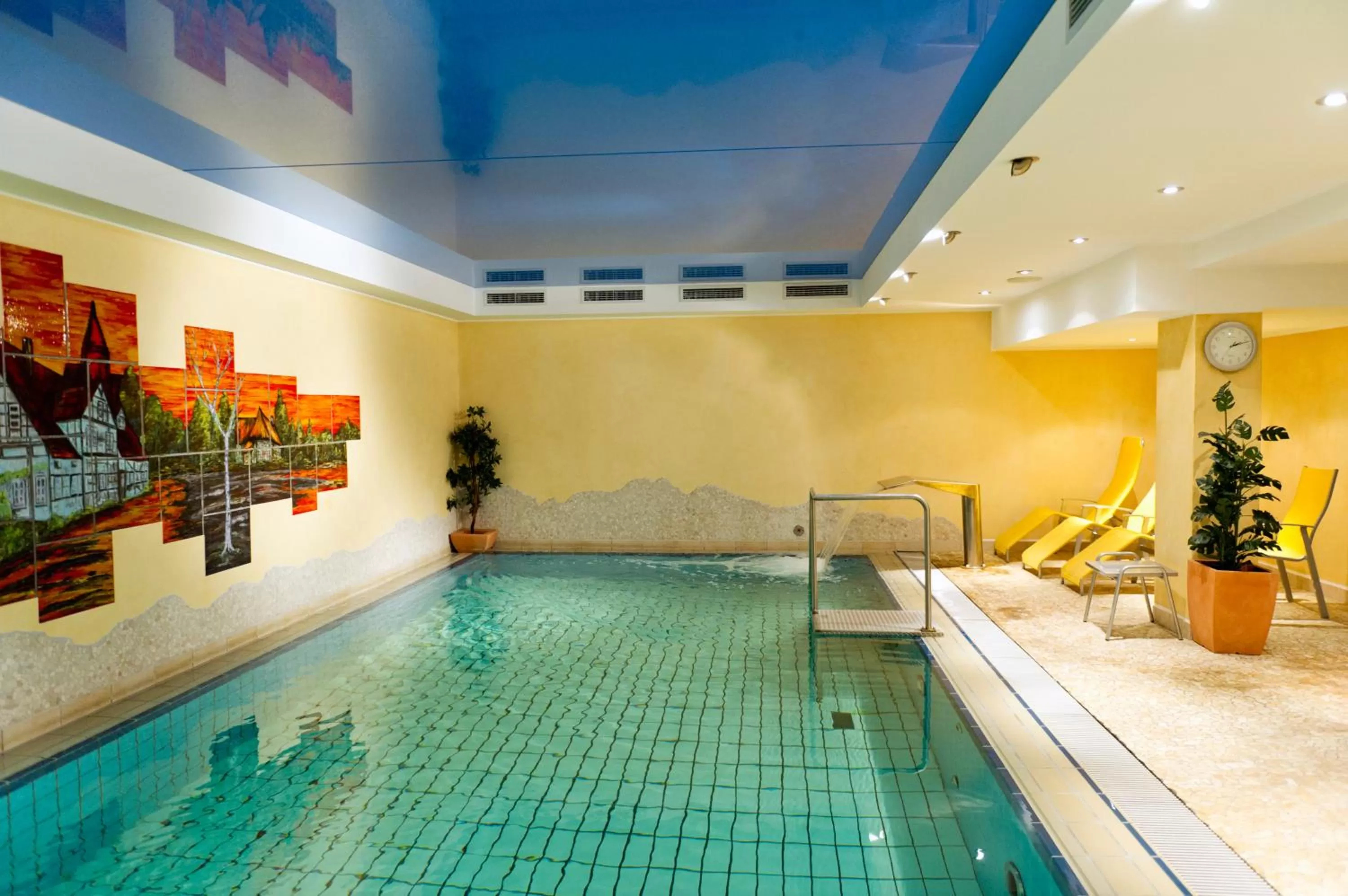 Swimming pool in Hotel Storck