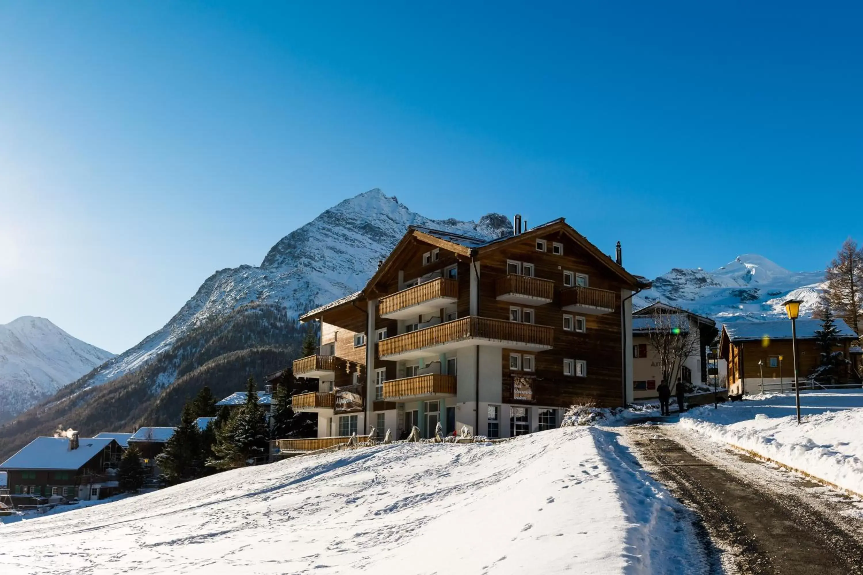 Facade/entrance, Winter in Hotel Alpenperle