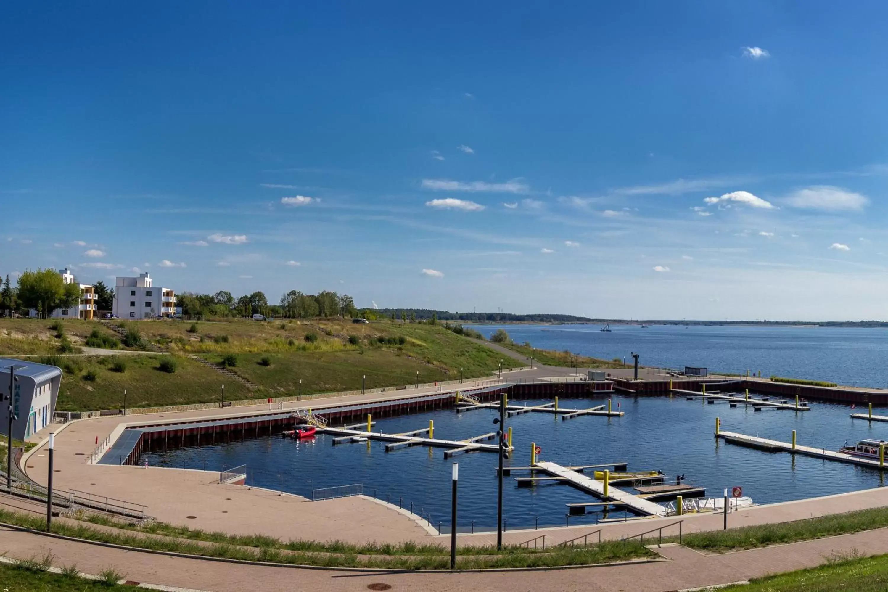 Nearby landmark, Swimming Pool in SeeHotel Großräschen