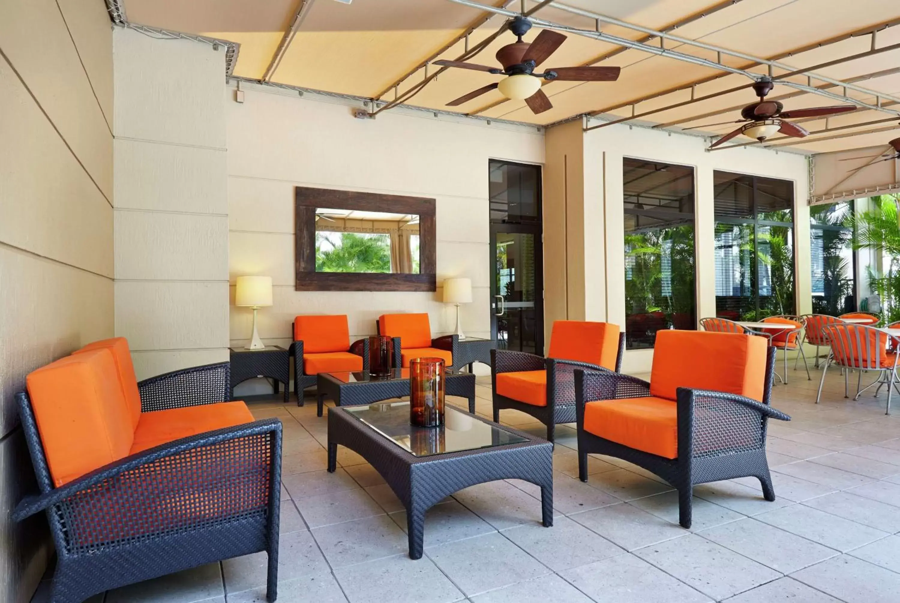 Patio in Hilton Garden Inn West Palm Beach Airport