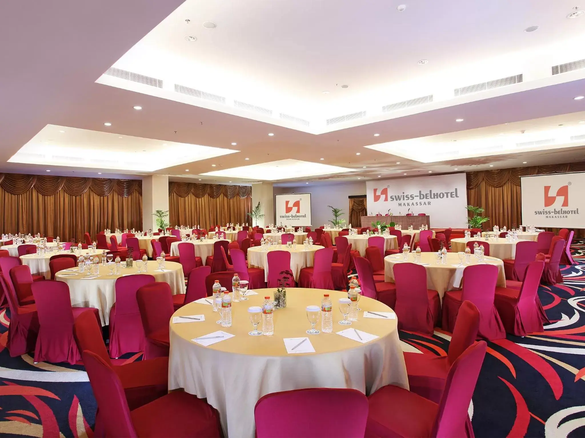Meeting/conference room in Swiss-Belhotel Makassar