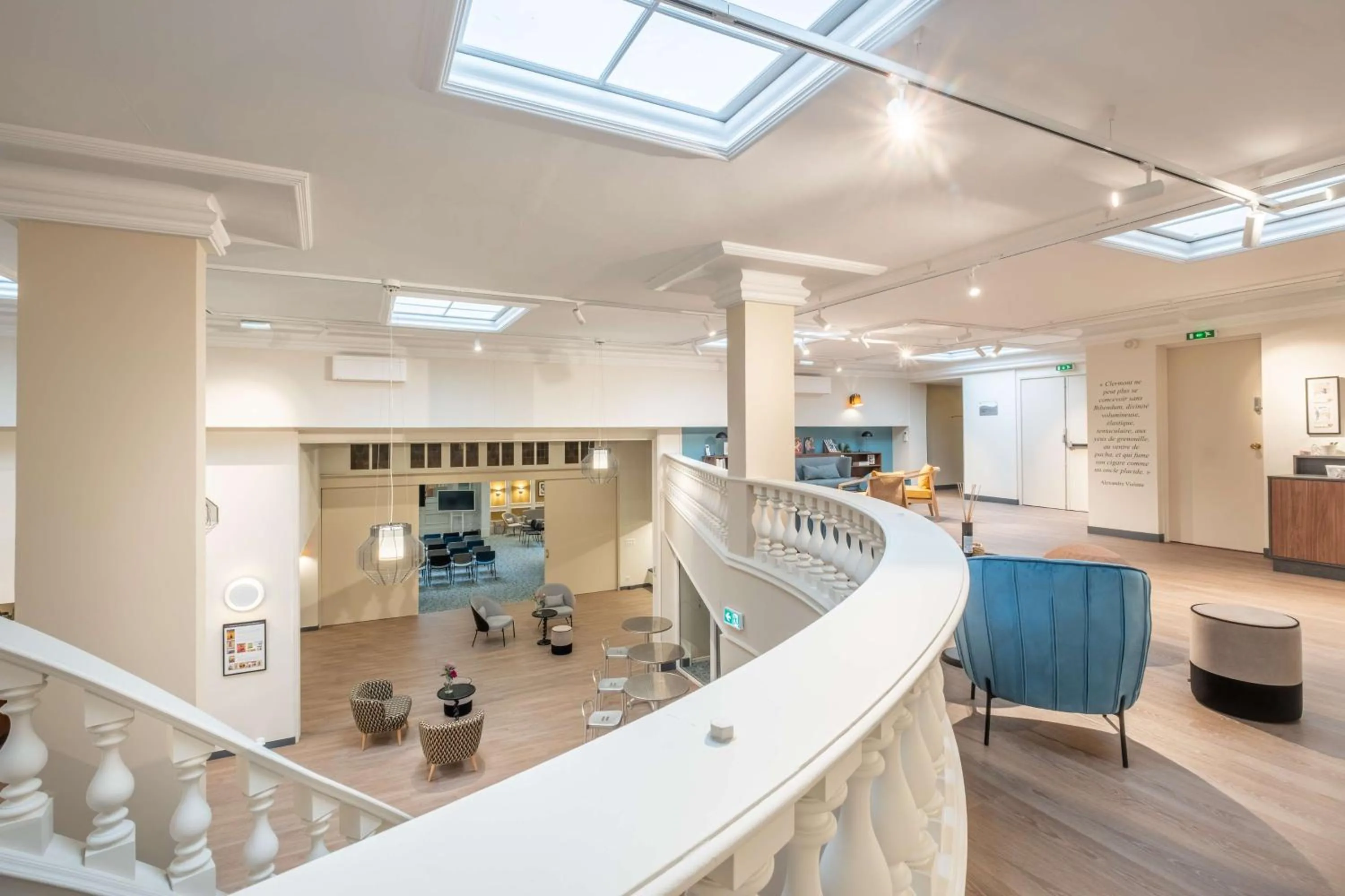 Meeting/conference room in Hotel Litteraire Alexandre Vialatte, BW Signature Collection