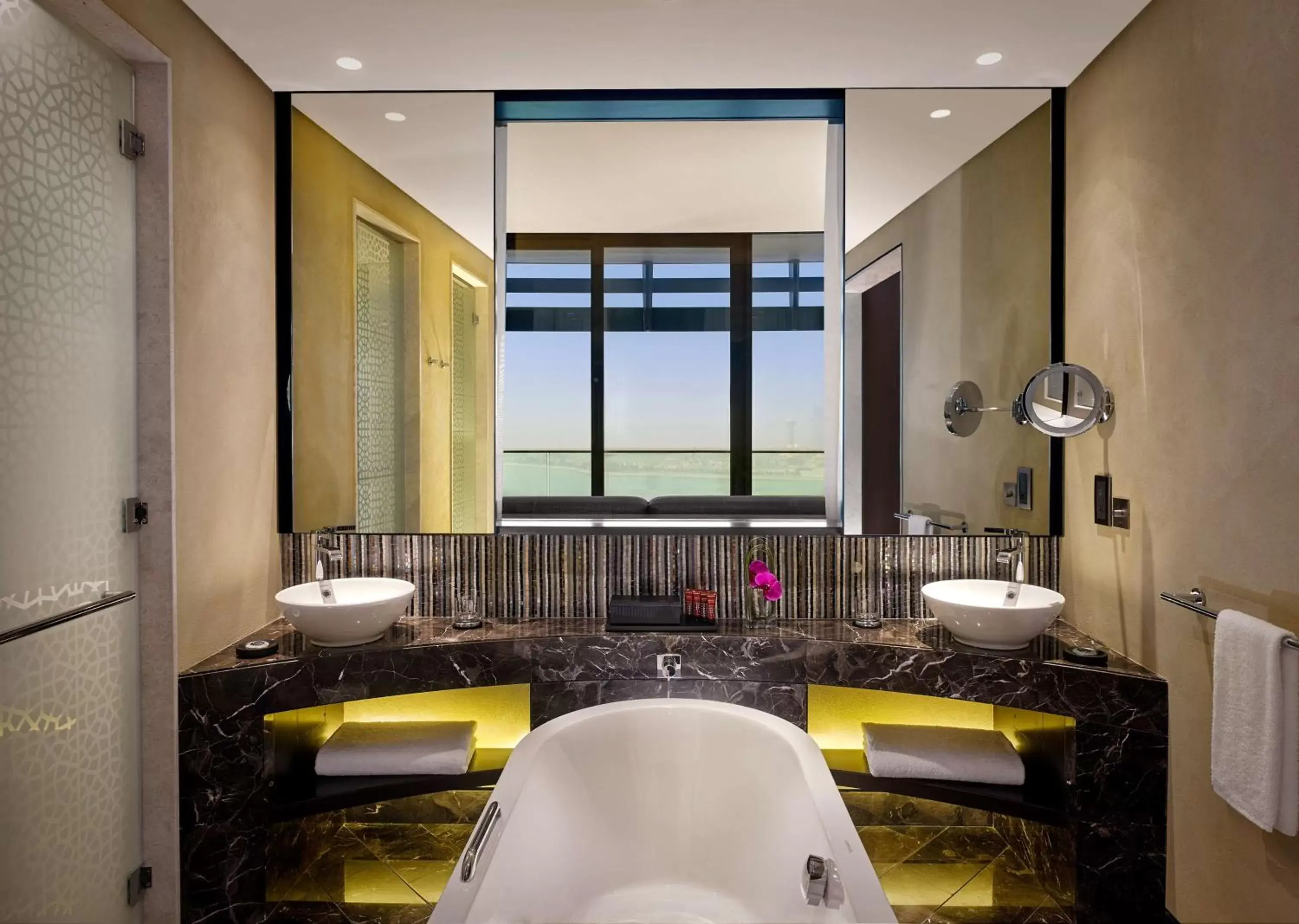 Bathroom in Grand Hyatt Abu Dhabi Hotel & Residences Emirates Pearl