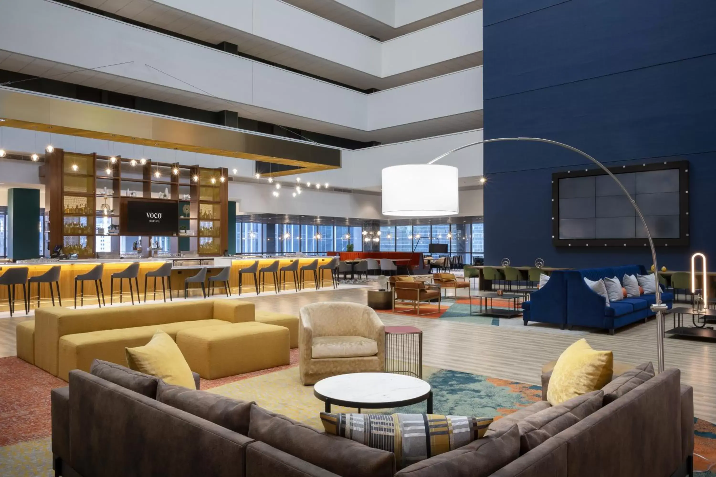 Lobby or reception, Lounge/Bar in voco - Chicago Downtown, an IHG Hotel