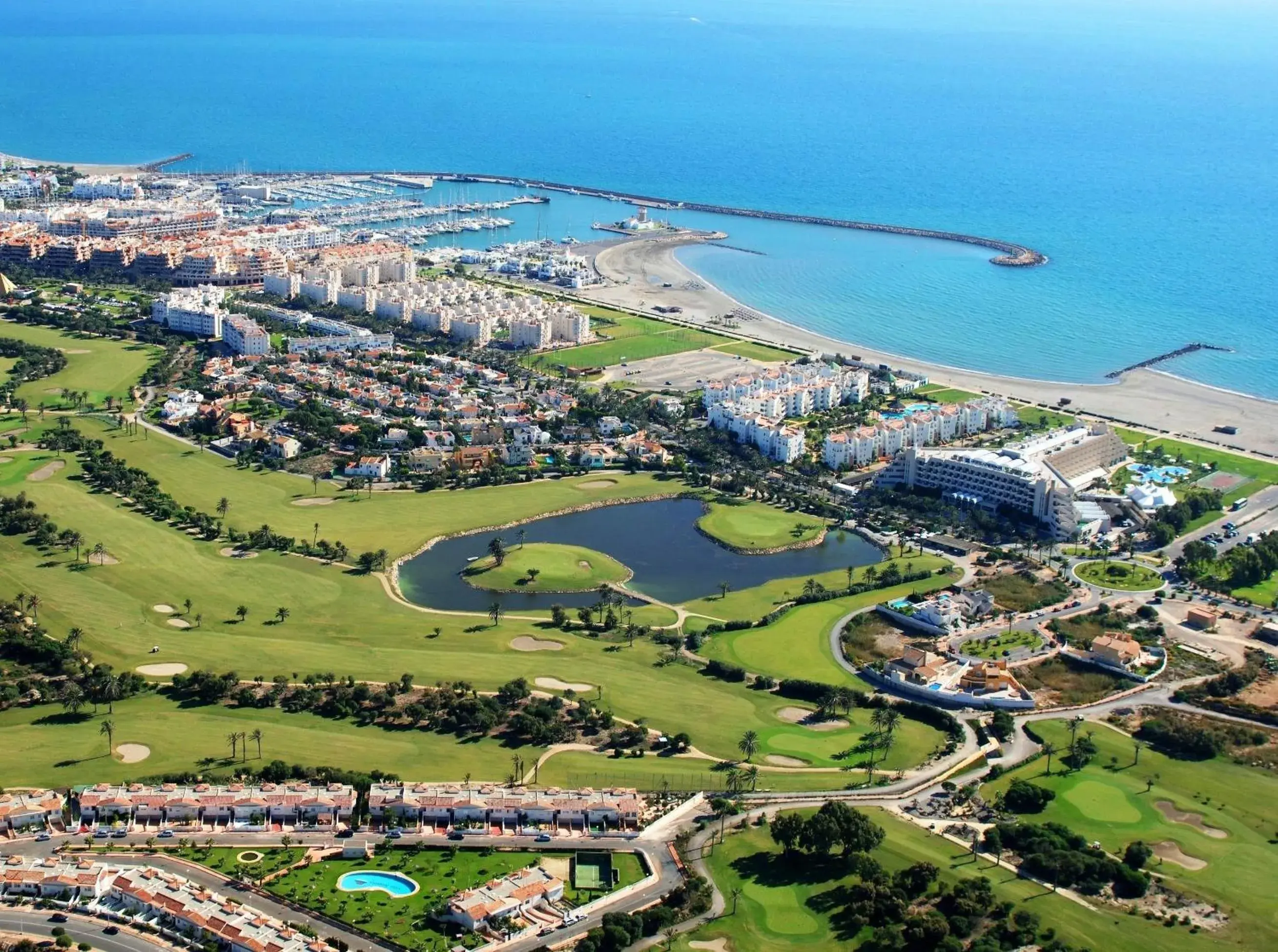 Bird's eye view, Bird's-eye View in AR Almerimar