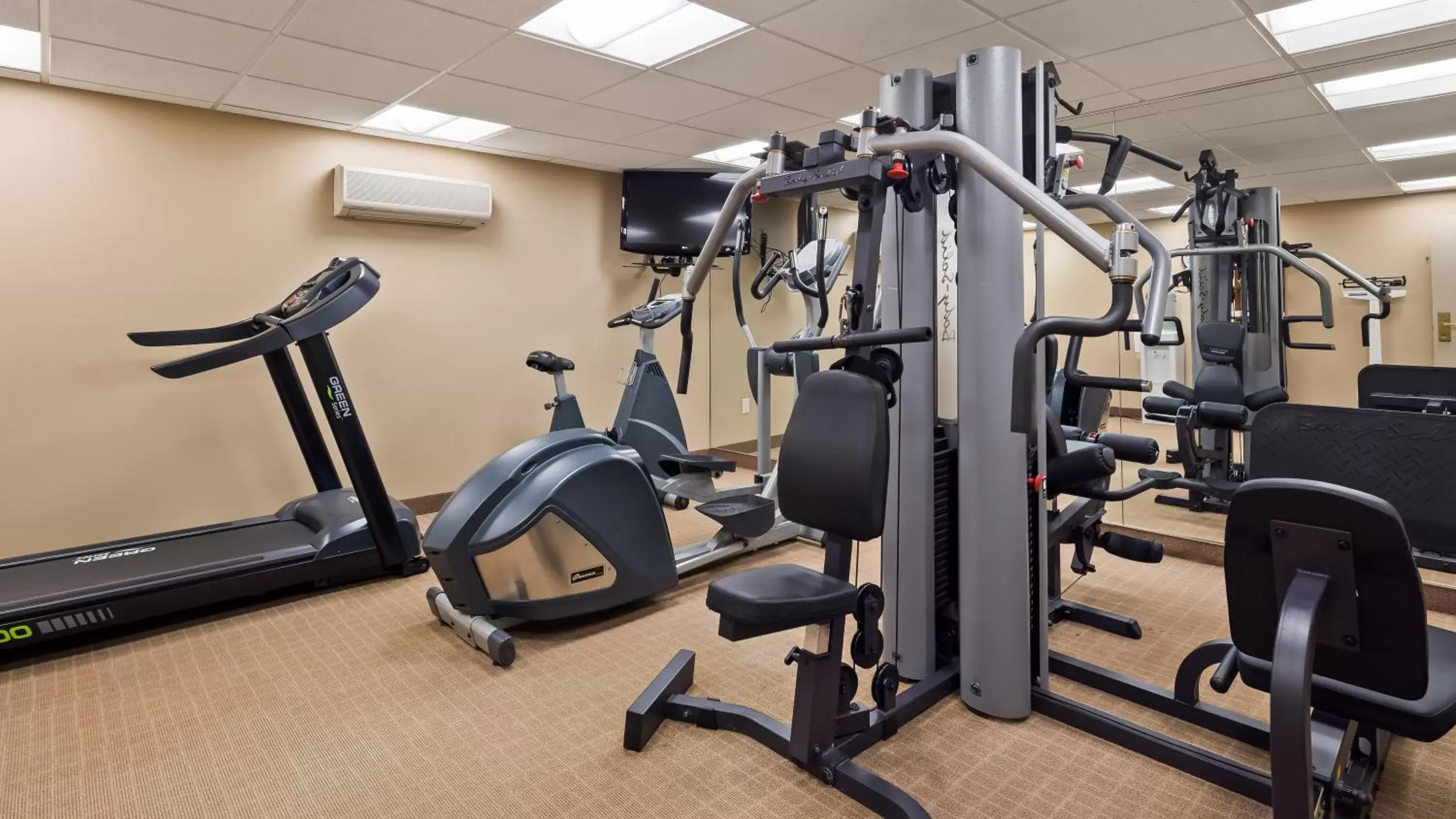 Fitness centre/facilities, Fitness Center/Facilities in Best Western DuBois Hotel