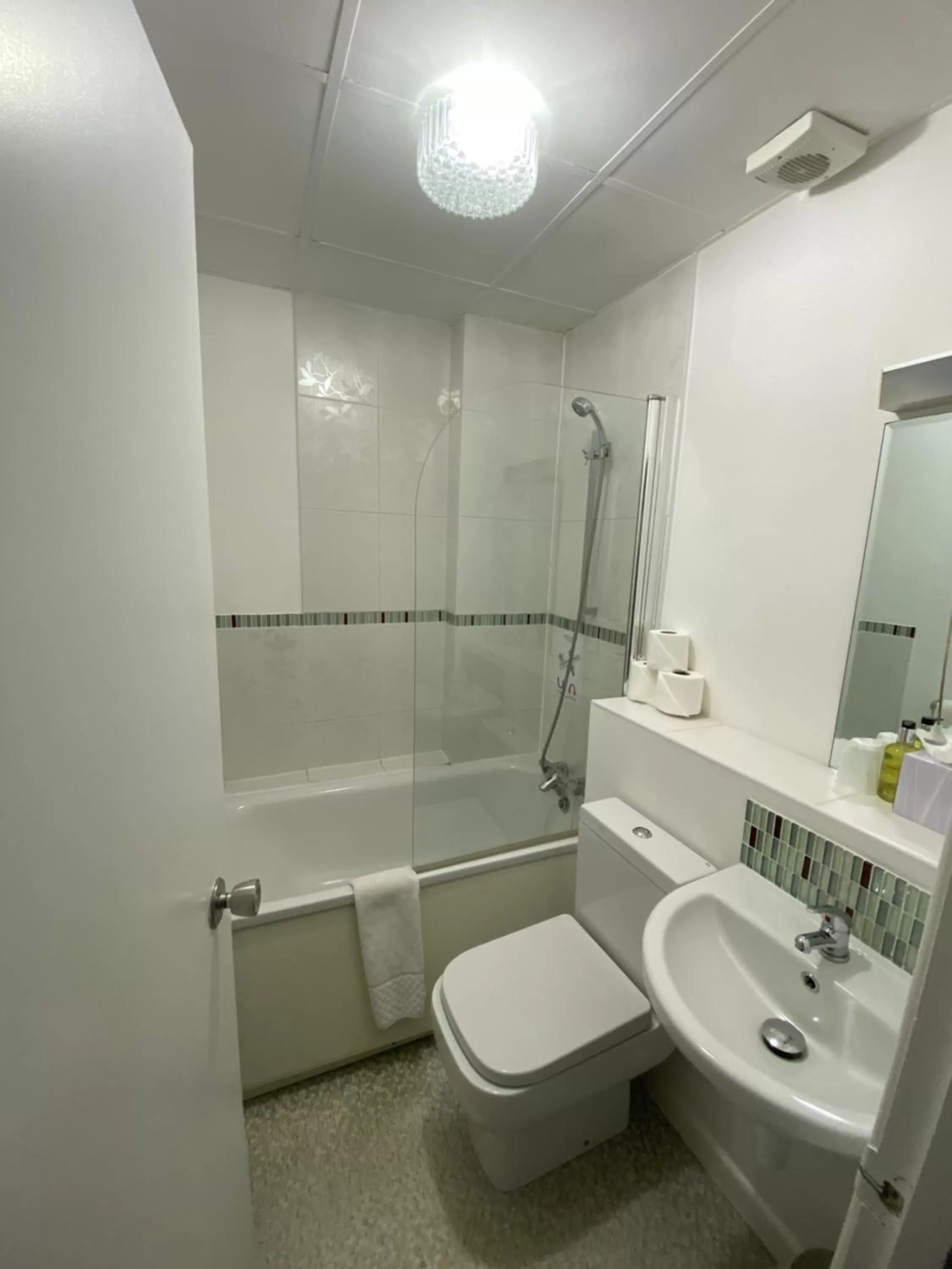 Bathroom in Cottonwood Boutique