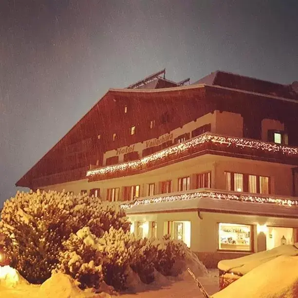 Winter, Property Building in Hotel Vallechiara