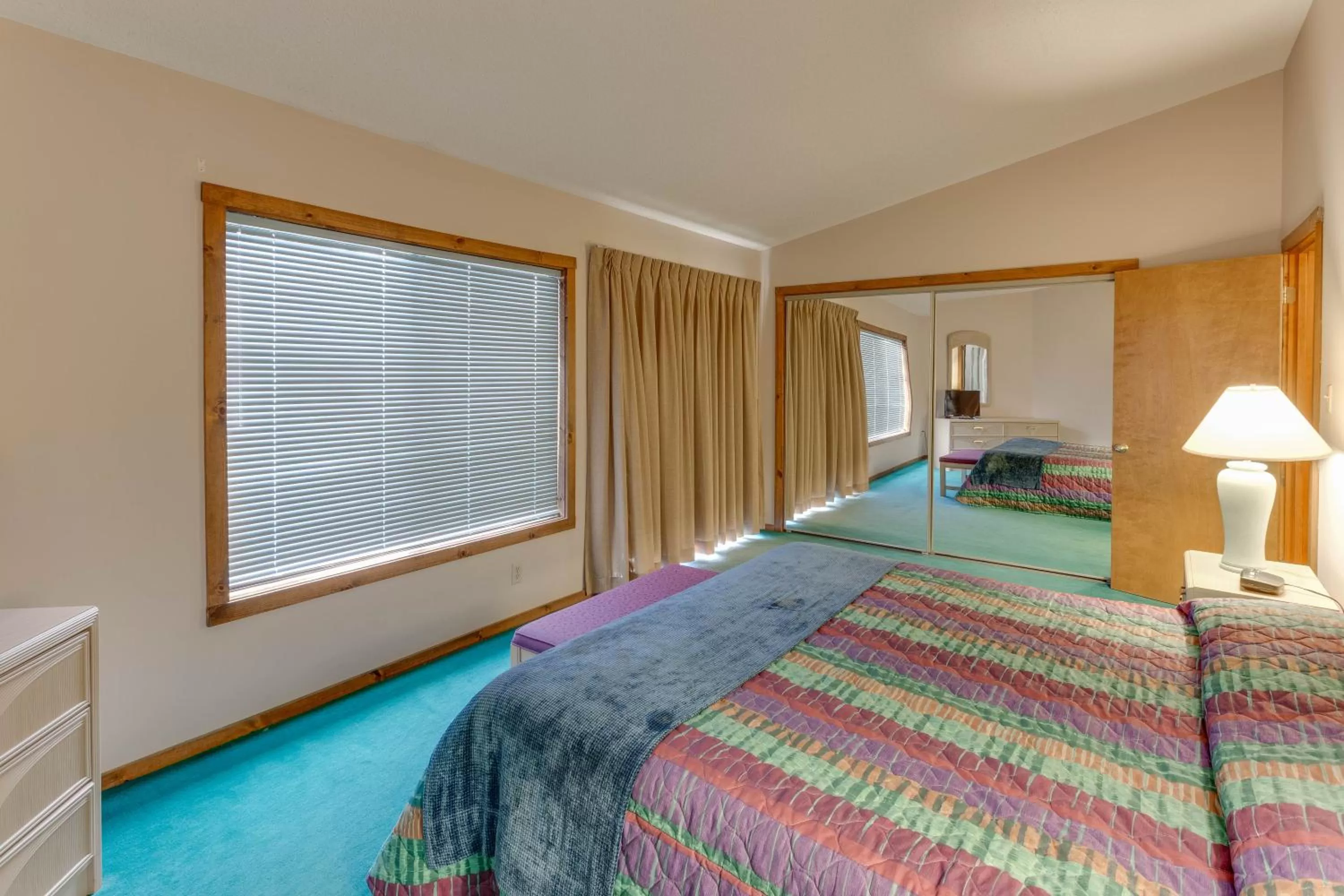 Bedroom, Bed in Chalet High by Capital Vacations