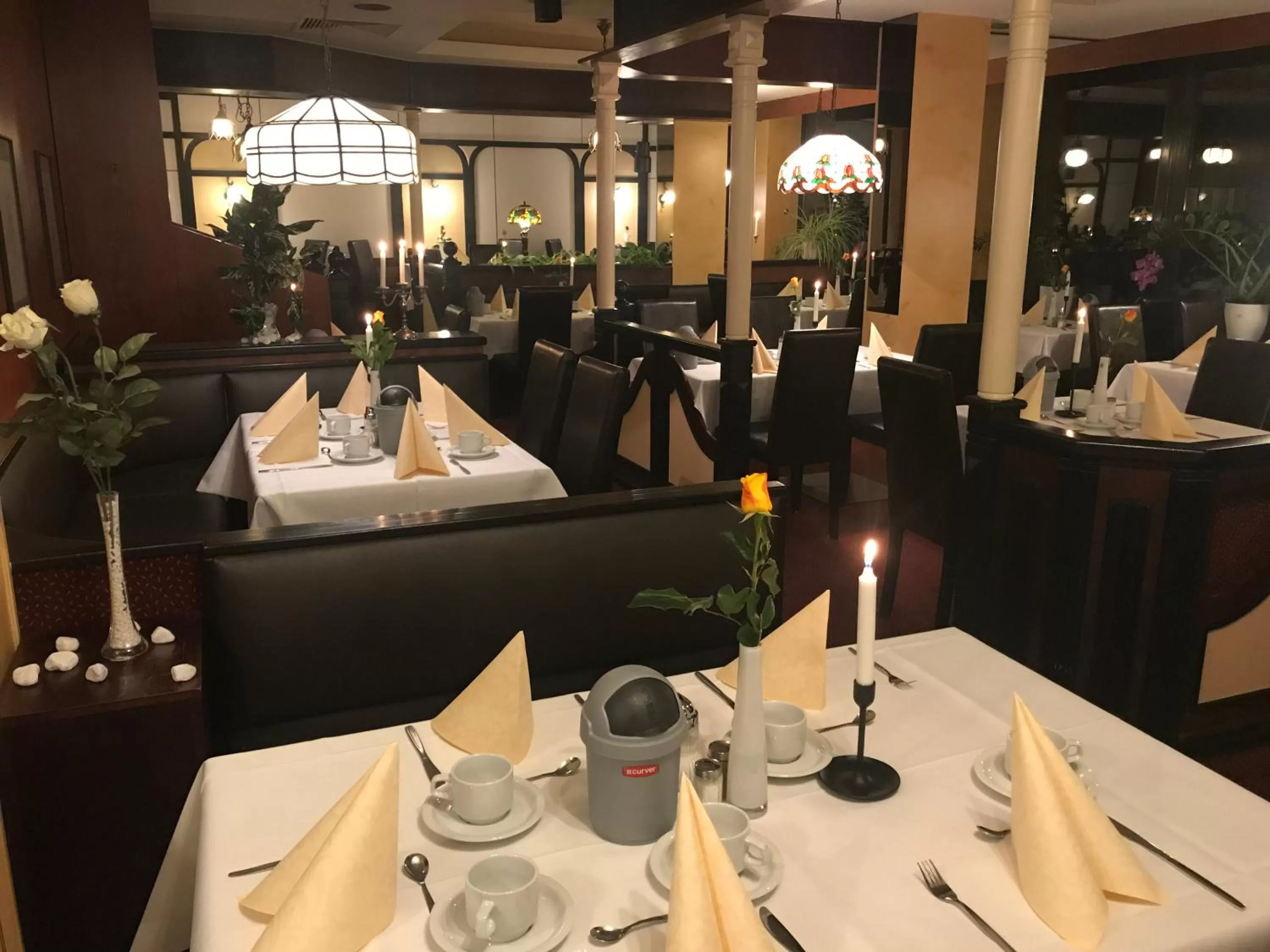 Restaurant/places to eat in Karaman Group Hotel