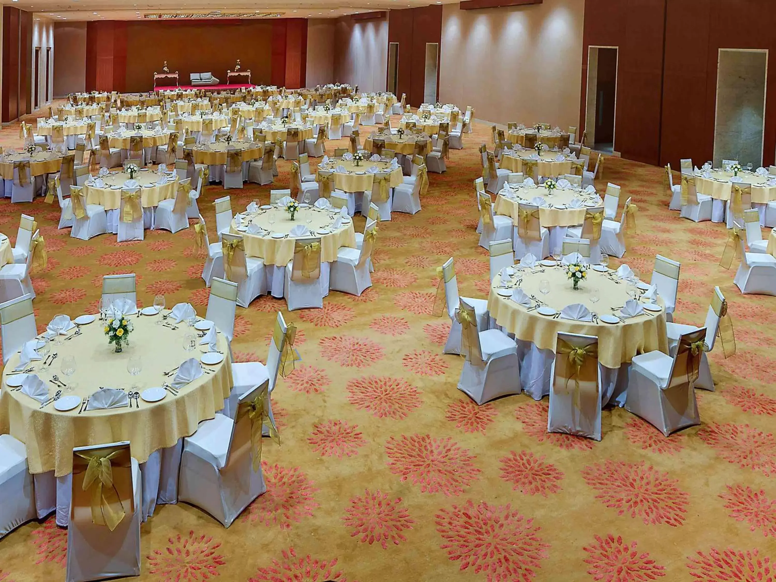 On site, Banquet Facilities in Novotel Visakhapatnam Varun Beach