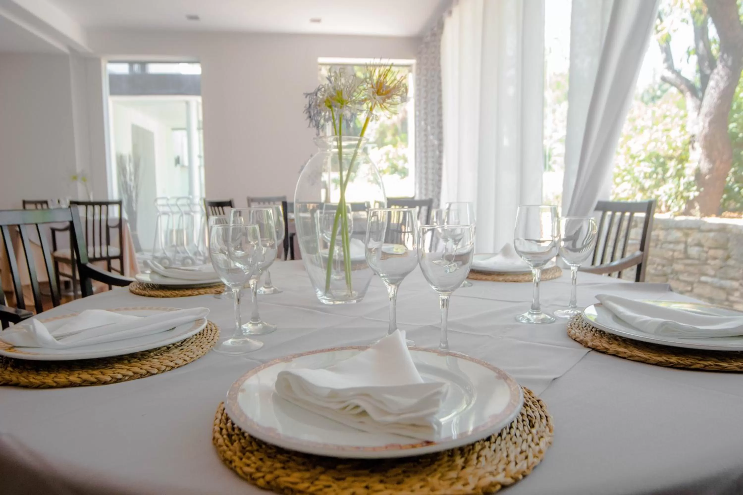 Restaurant/Places to Eat in Hotel Bodega El Juncal