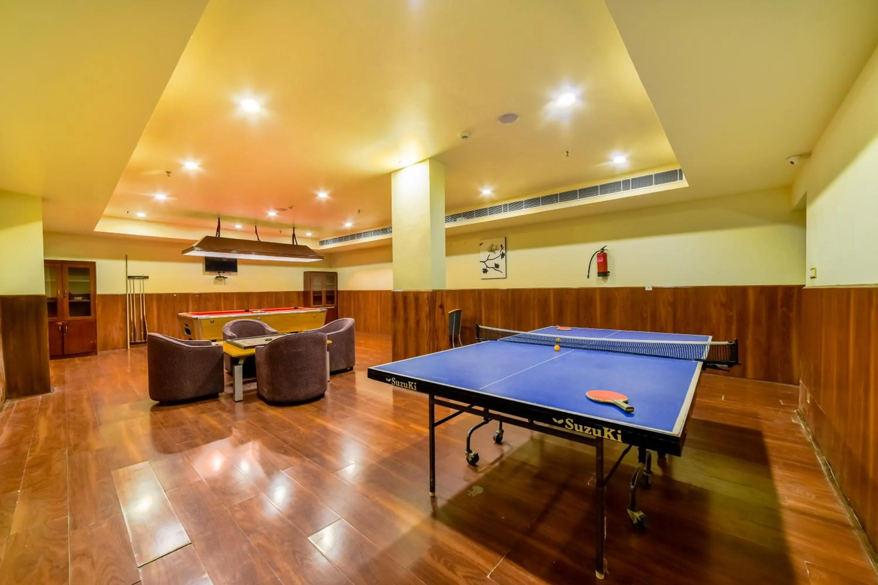 Tennis court in Chokhi Dhani The Palace Hotel