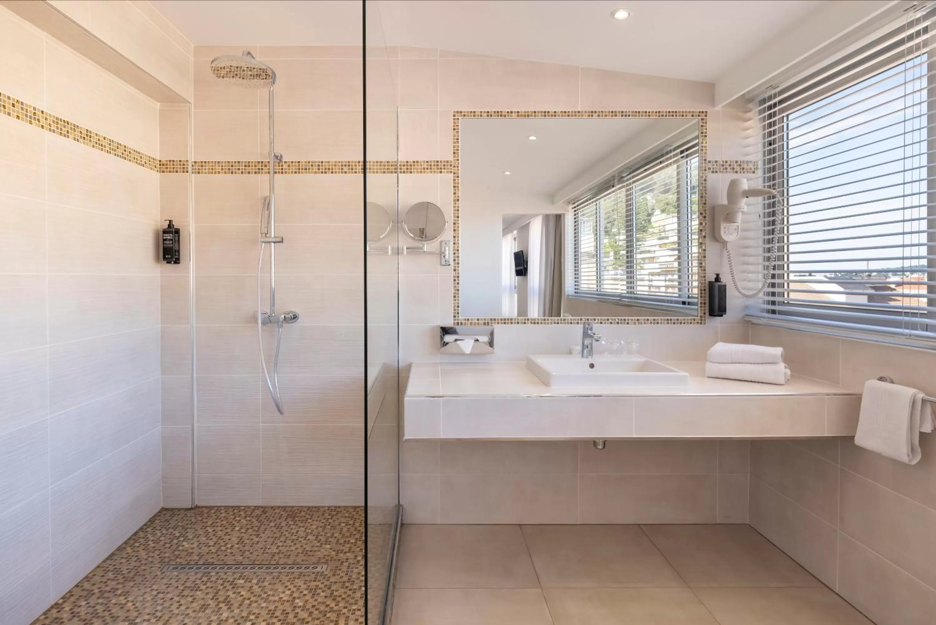 Shower in Ibis Styles Menton Centre