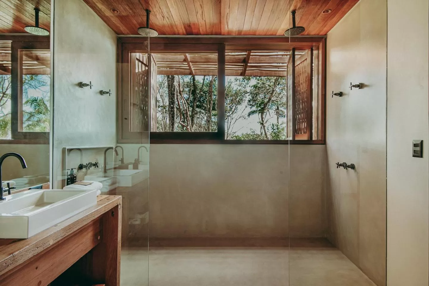 Barracuda Hotel & Villas