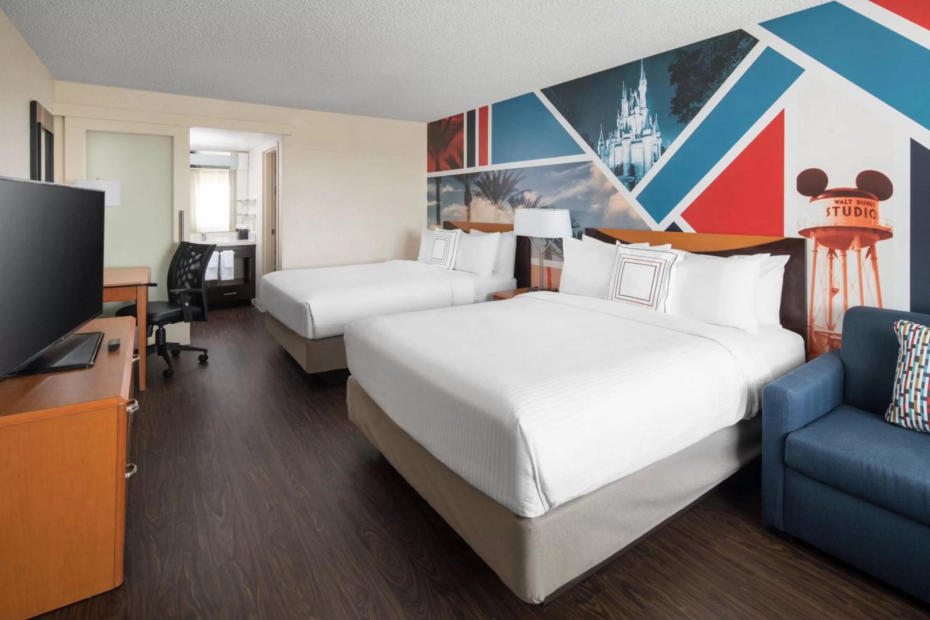 Photo of the whole room, Bed in Fairfield by Marriott Anaheim Resort