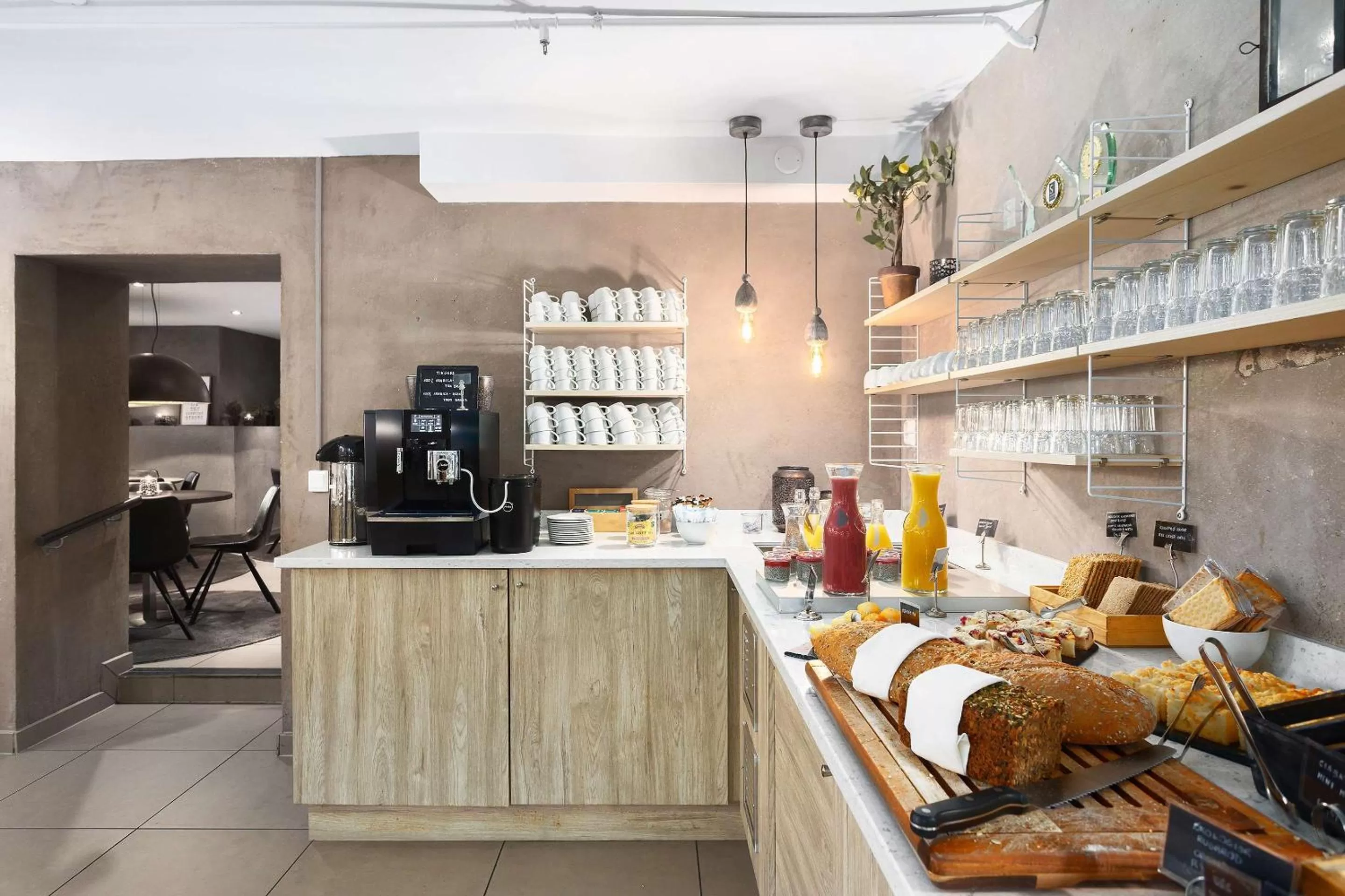 Restaurant/places to eat in Saga Hotel Oslo, WorldHotels Crafted