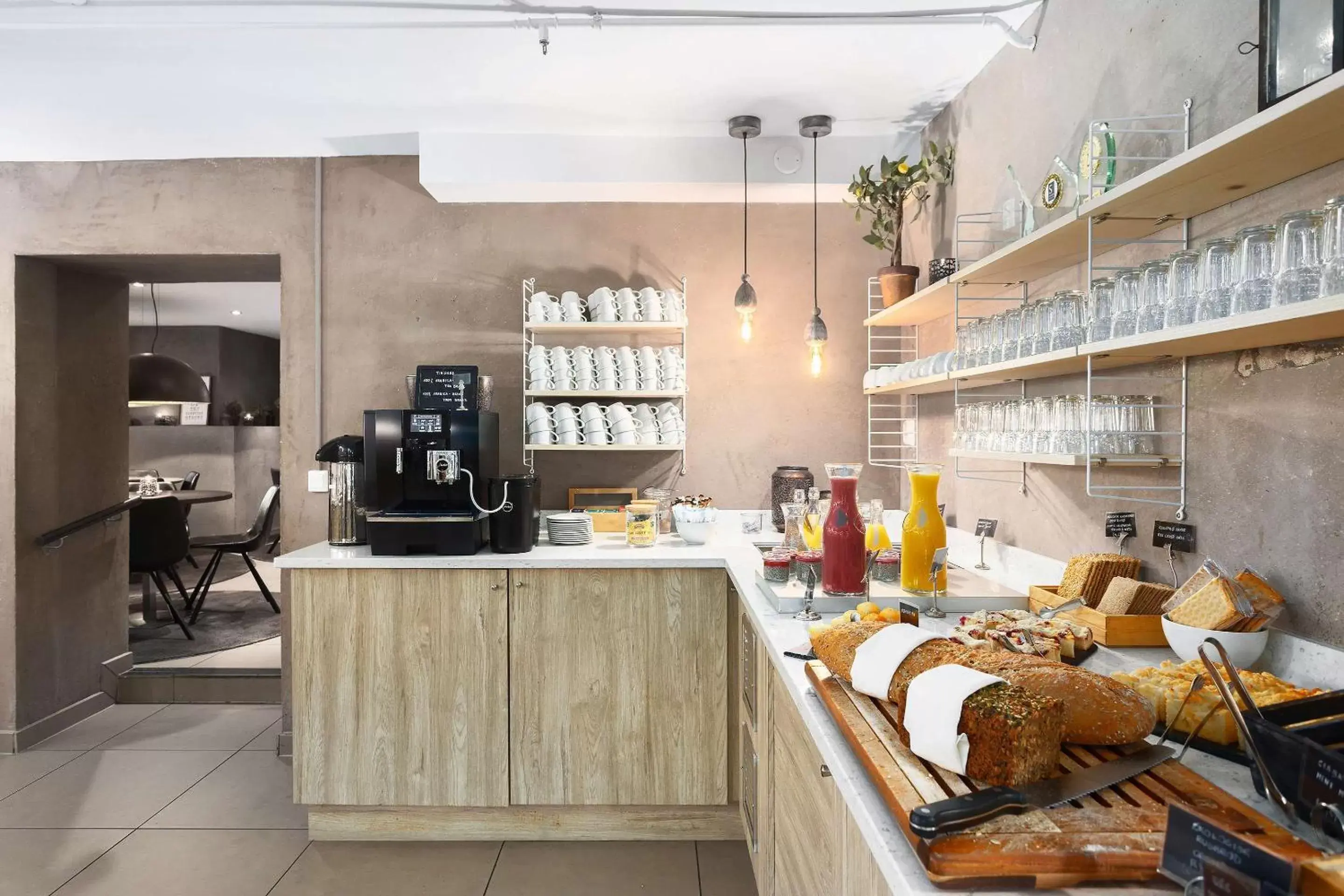 Restaurant/places to eat in Saga Hotel Oslo, WorldHotels Crafted Restaurant/places to eat in Saga Hotel Oslo, WorldHotels Crafted