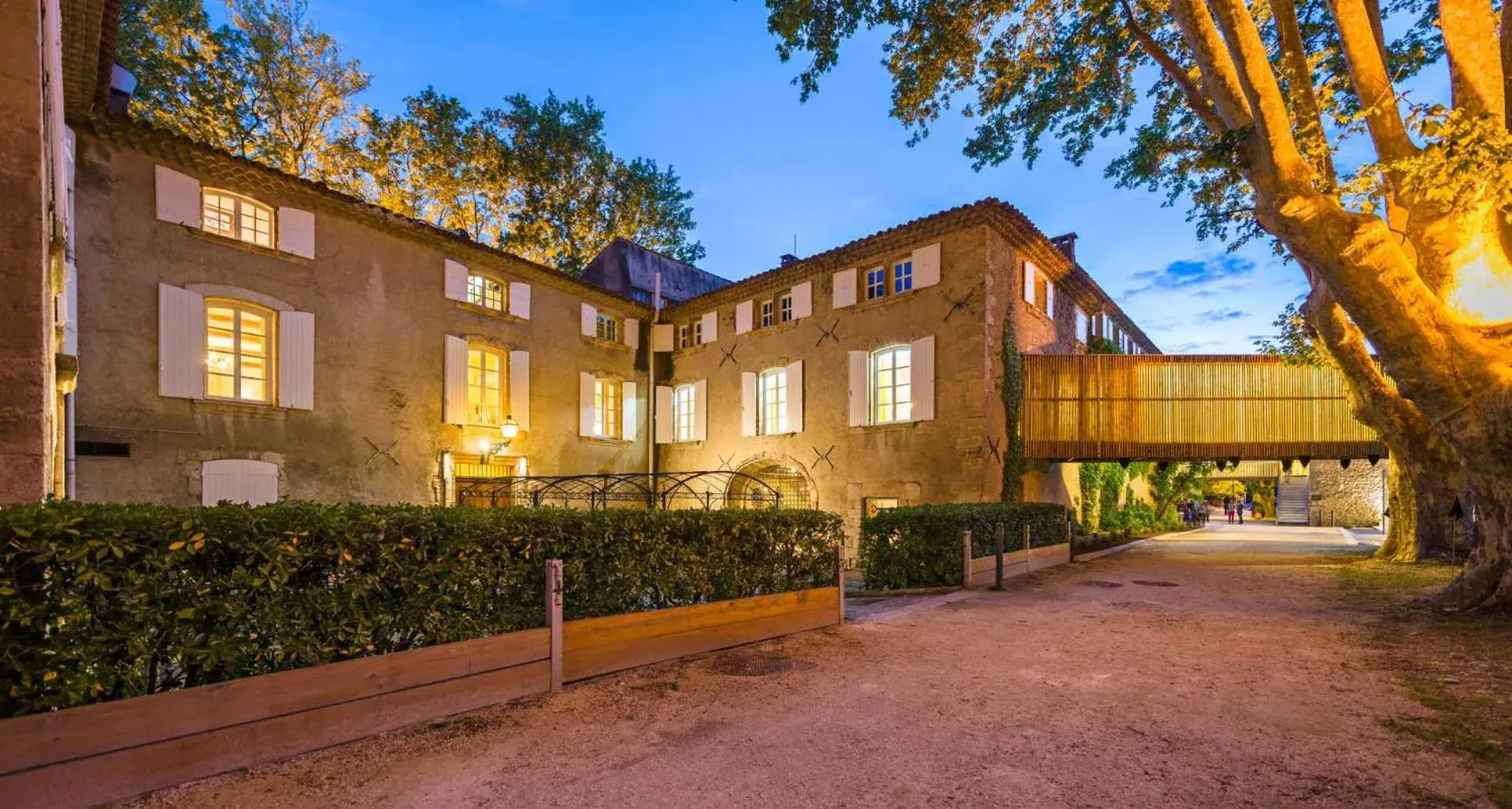 Property Building in Le Moulin de Vernègues Hôtel & Spa