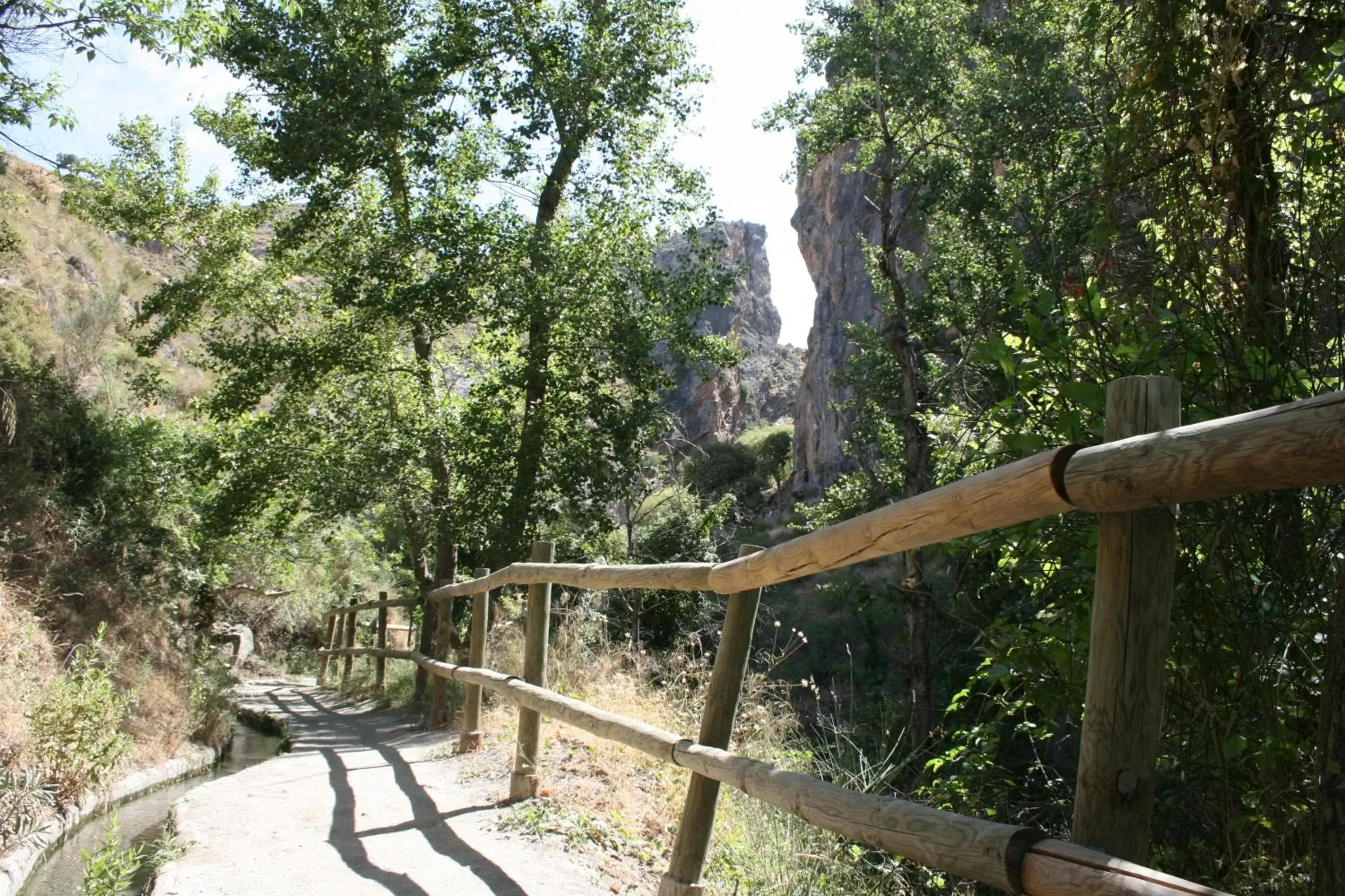 Hiking in Hotel Rural Huerta del Laurel