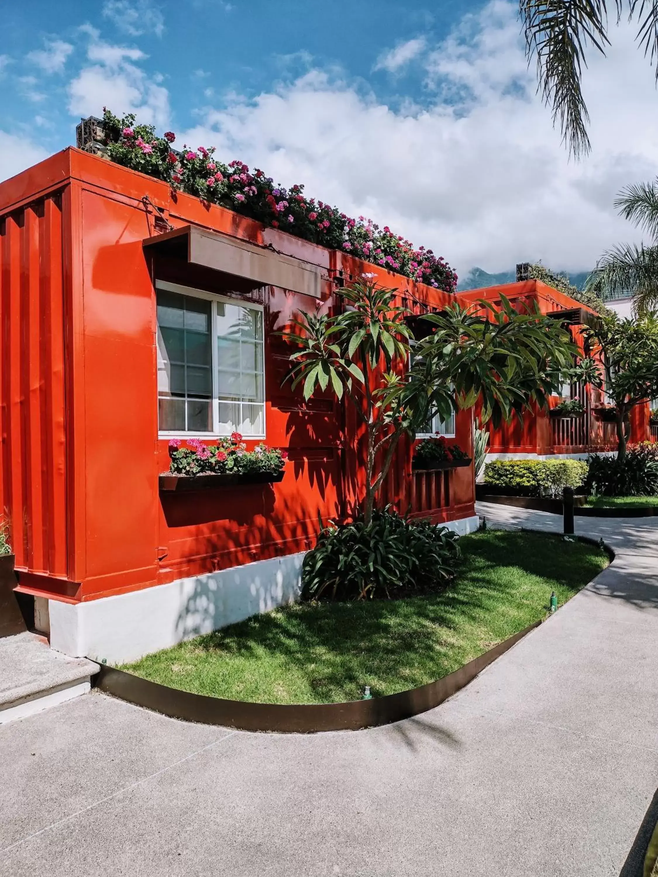 Garden view, Property Building in Hotel del Pescador