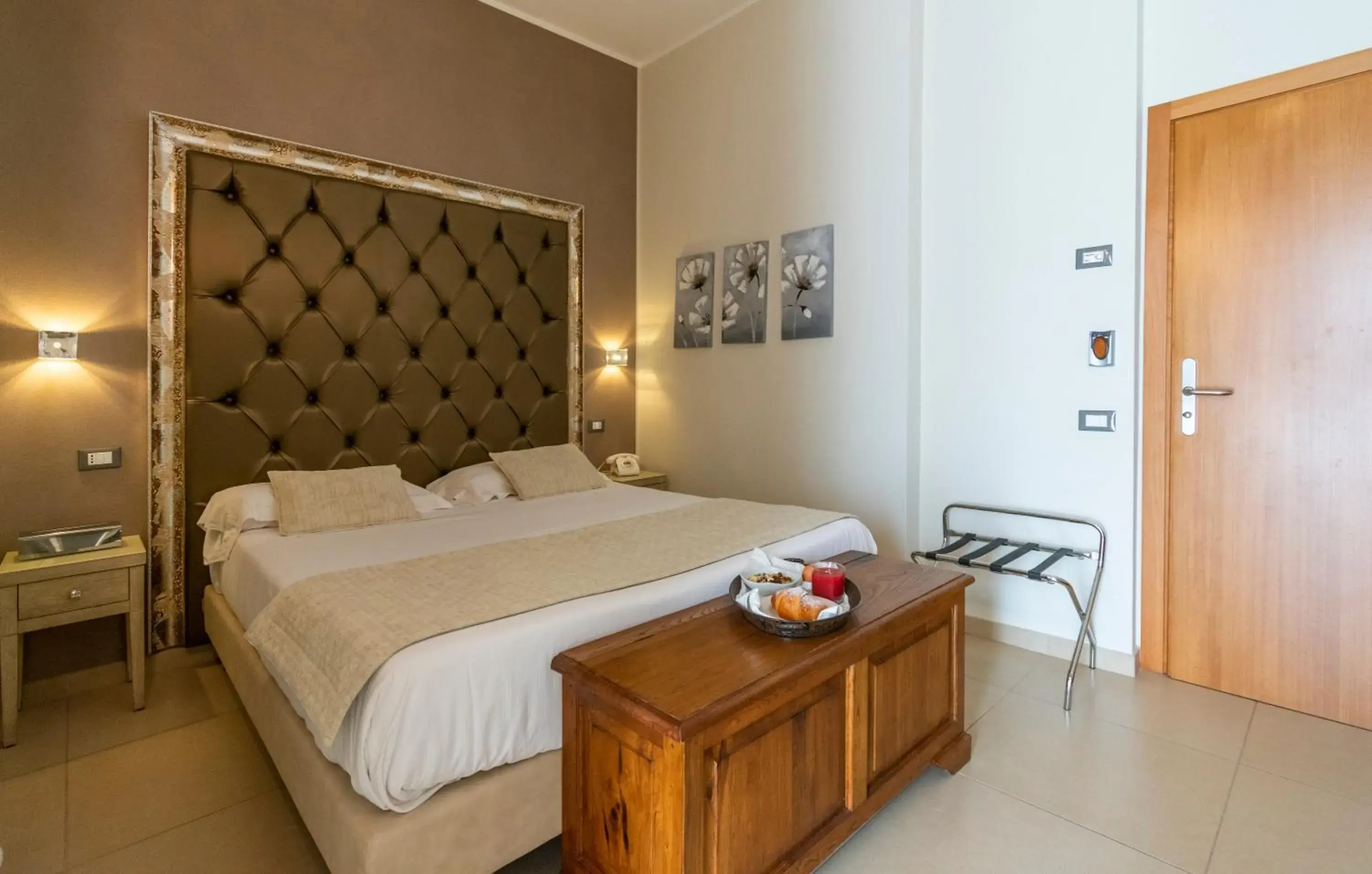 Bedroom, Bed in Hotel Villa Tiziana