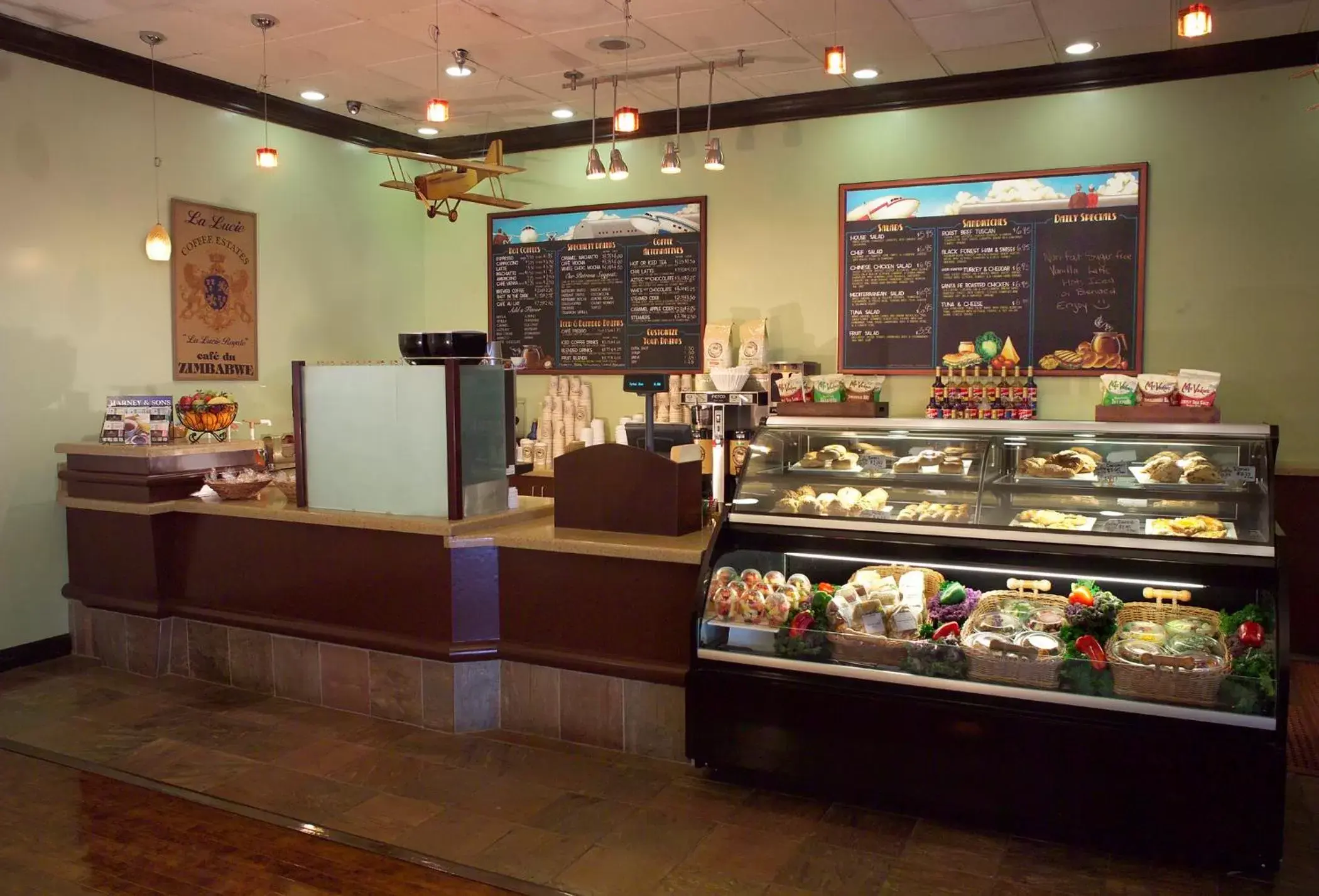 Coffee/tea facilities in Airtel Plaza Hotel