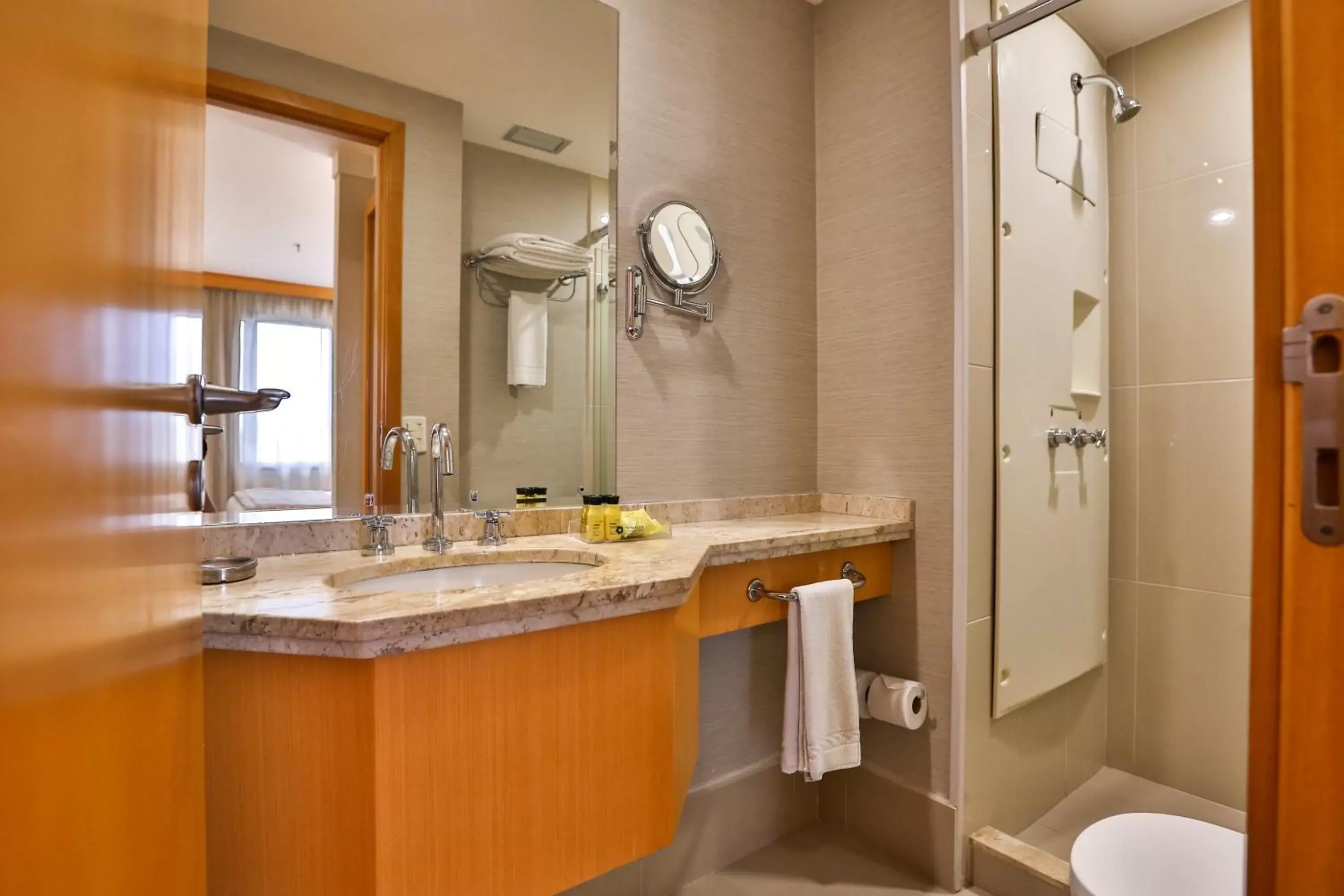 Bathroom in Transamerica Executive Jardins