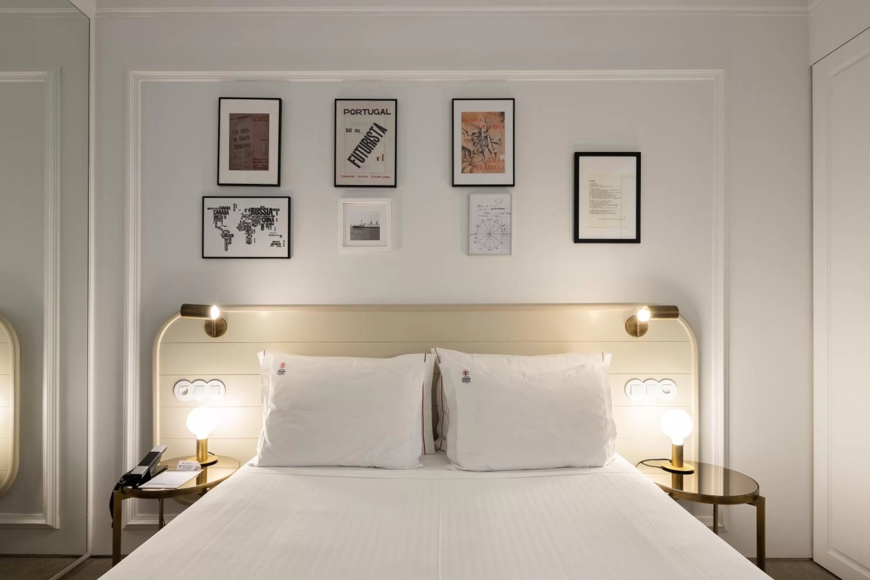 Bed in Lisboa Pessoa Hotel