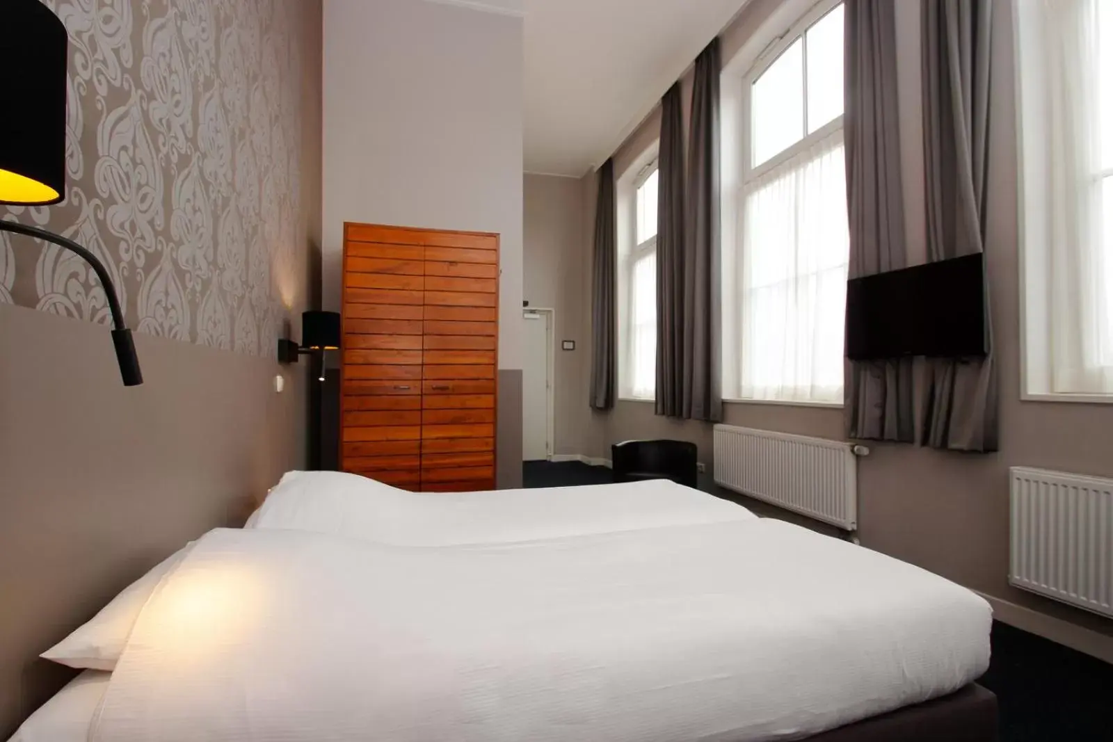 Photo of the whole room, Bed in Hotel Aan De Singel