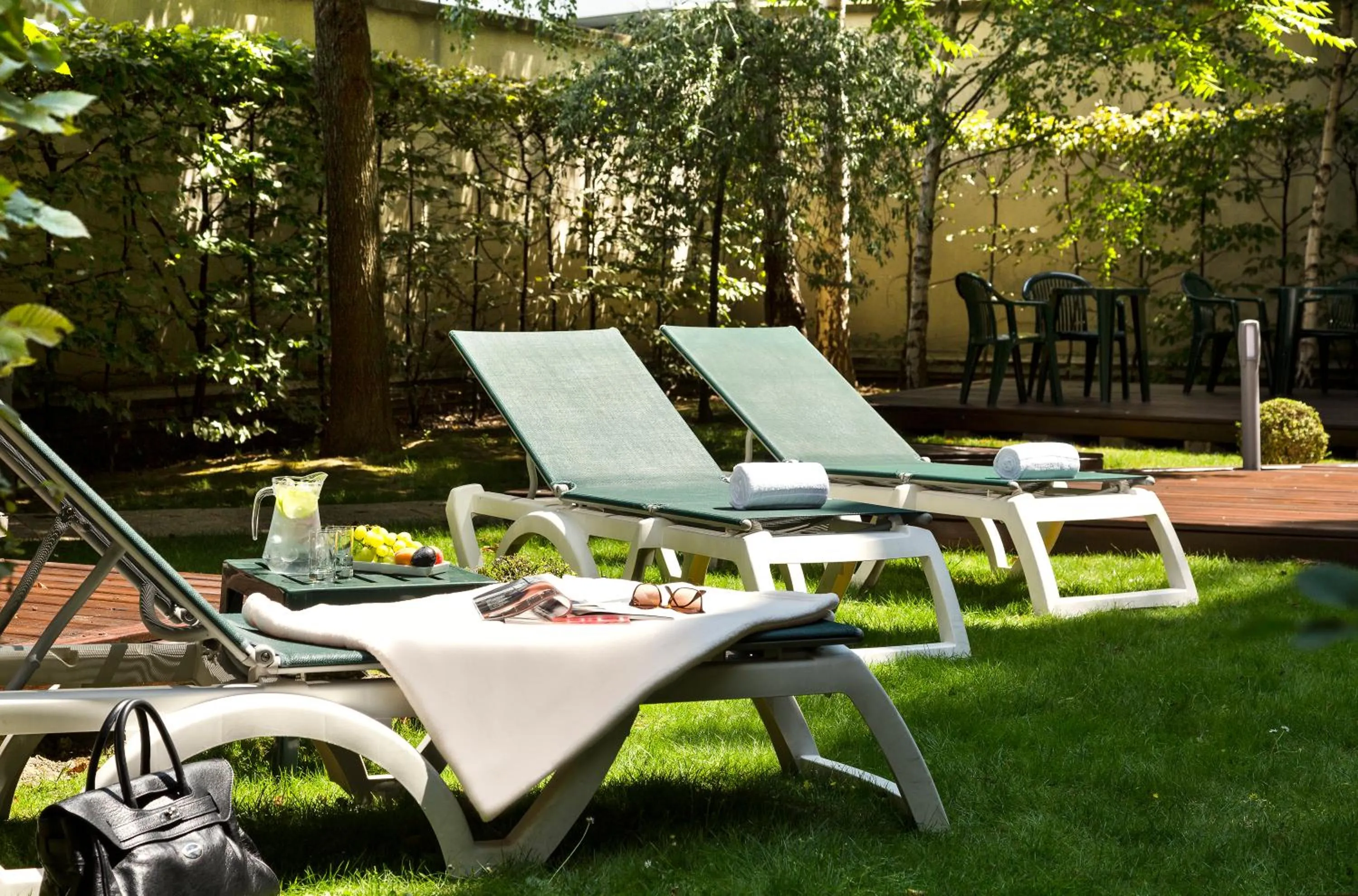 Garden in Citadines Bastille Gare de Lyon Paris