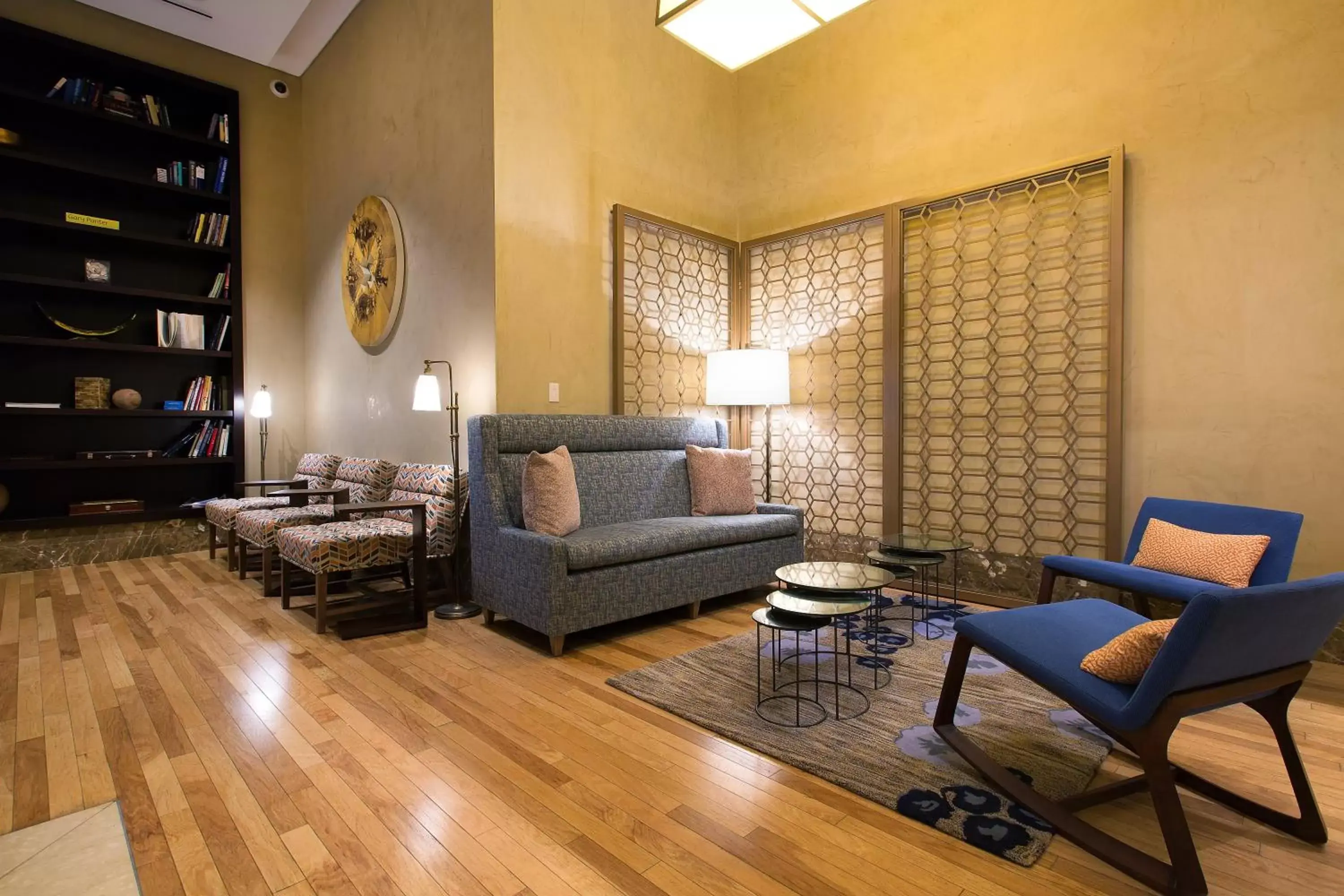 Property building, Seating Area in InterContinental Boston, an IHG Hotel