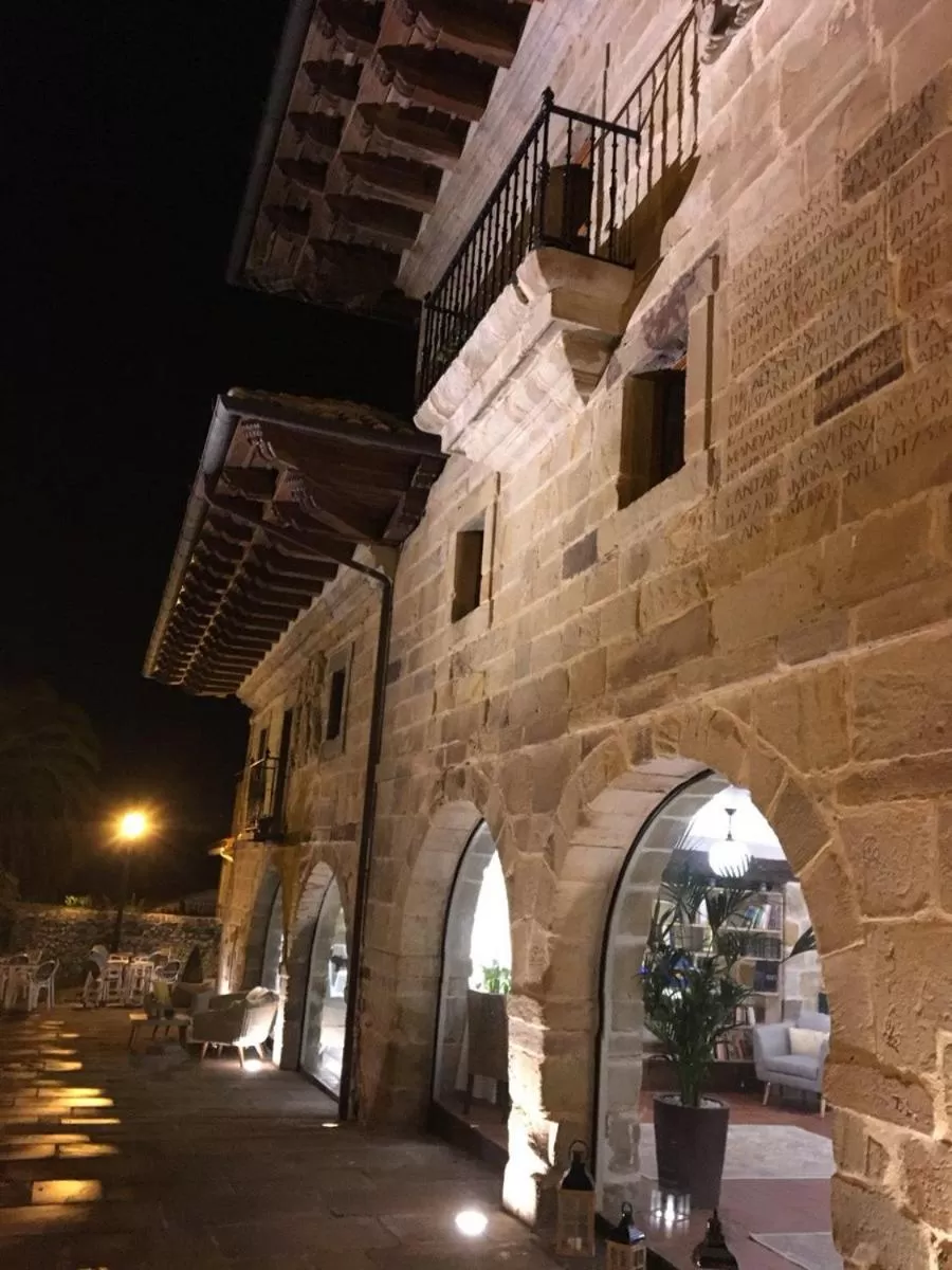 Off site in Palacio de Arce