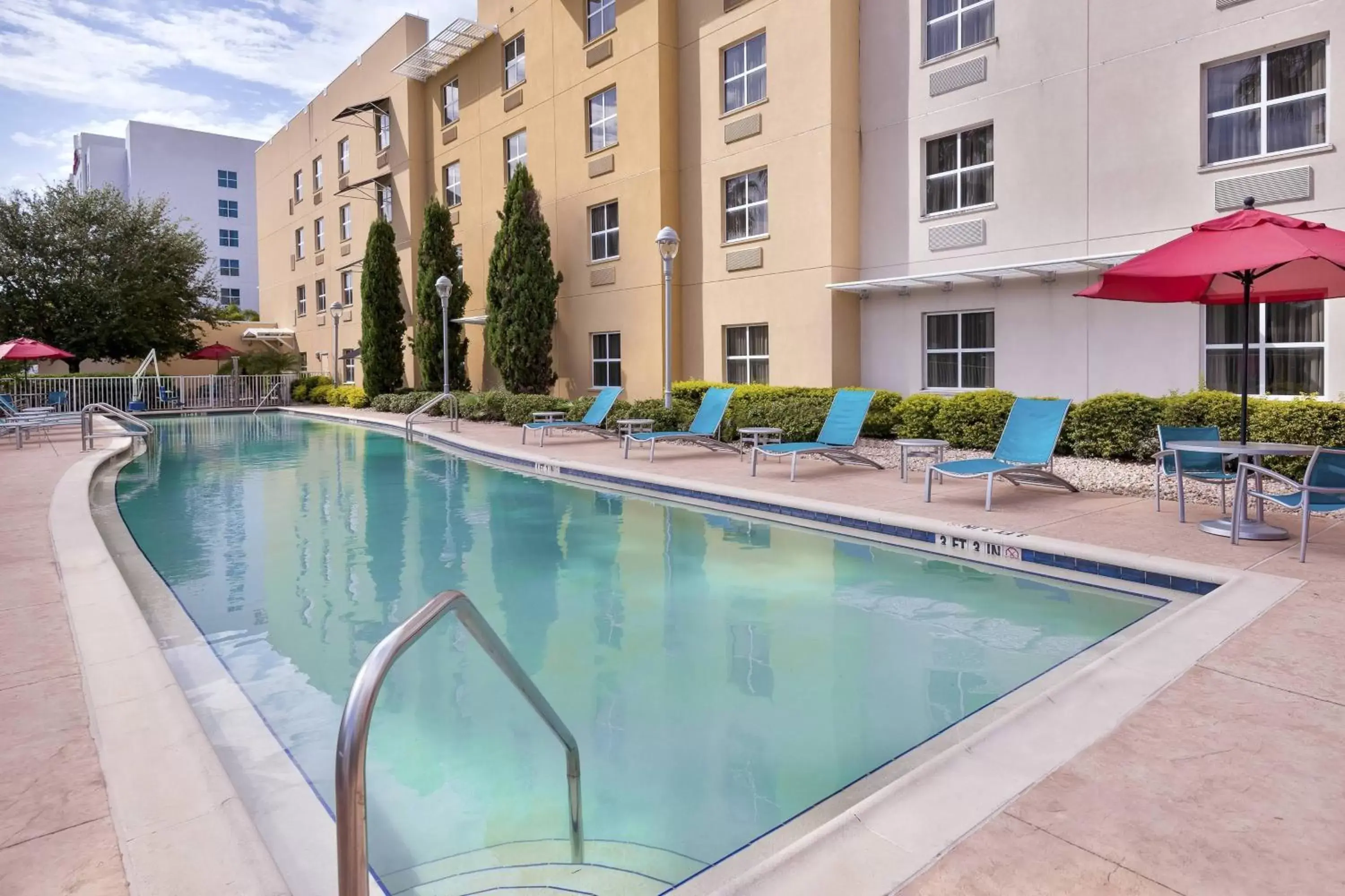 Swimming Pool in TownePlace Suites Tampa Westshore/Airport