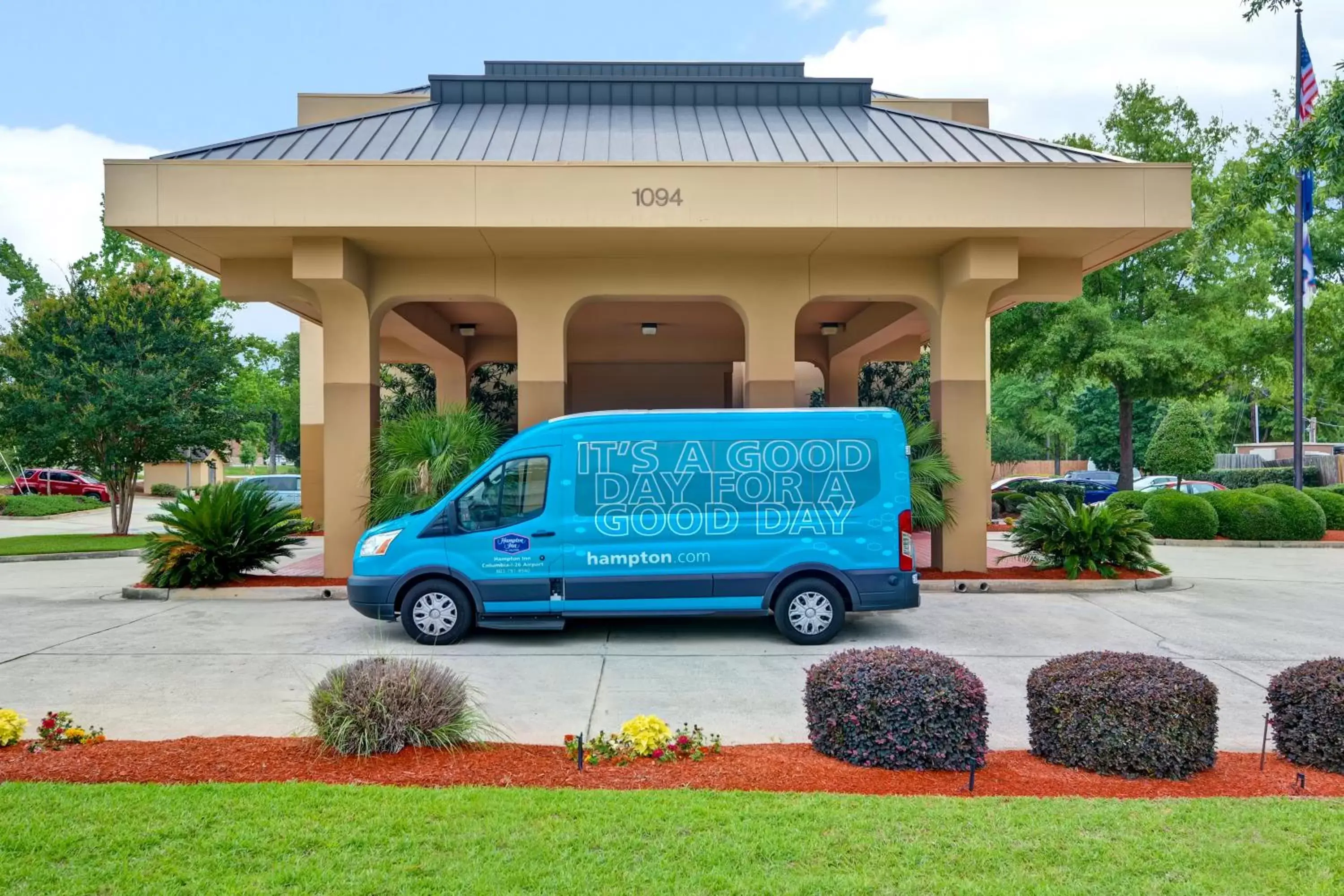 Facade/entrance in Hampton Inn Columbia-I-26 Airport Facade/entrance in Hampton Inn Columbia-I-26 Airport