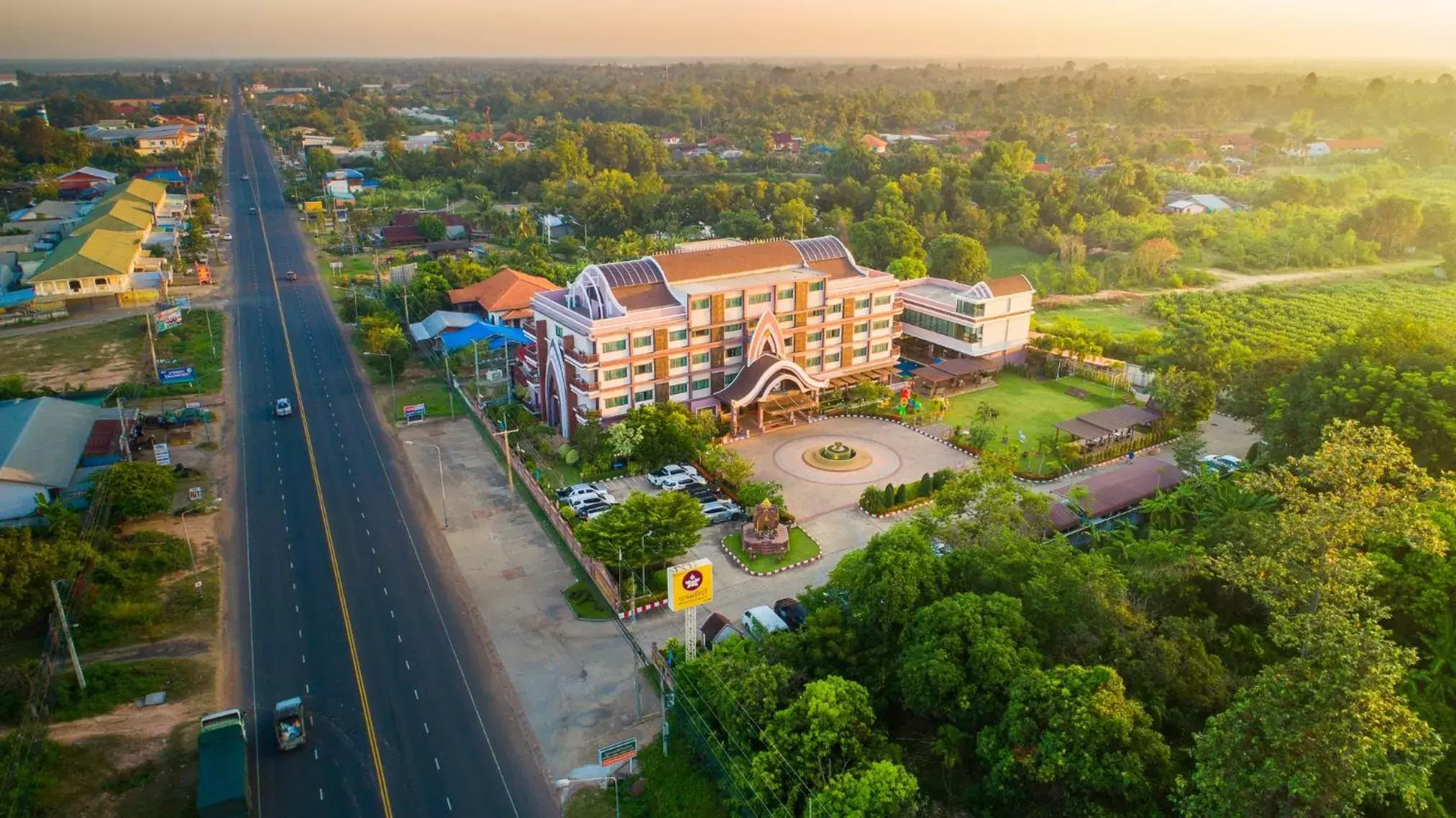 Bird's eye view, Bird's-eye View in Phanomrungpuri Hotel Buriram