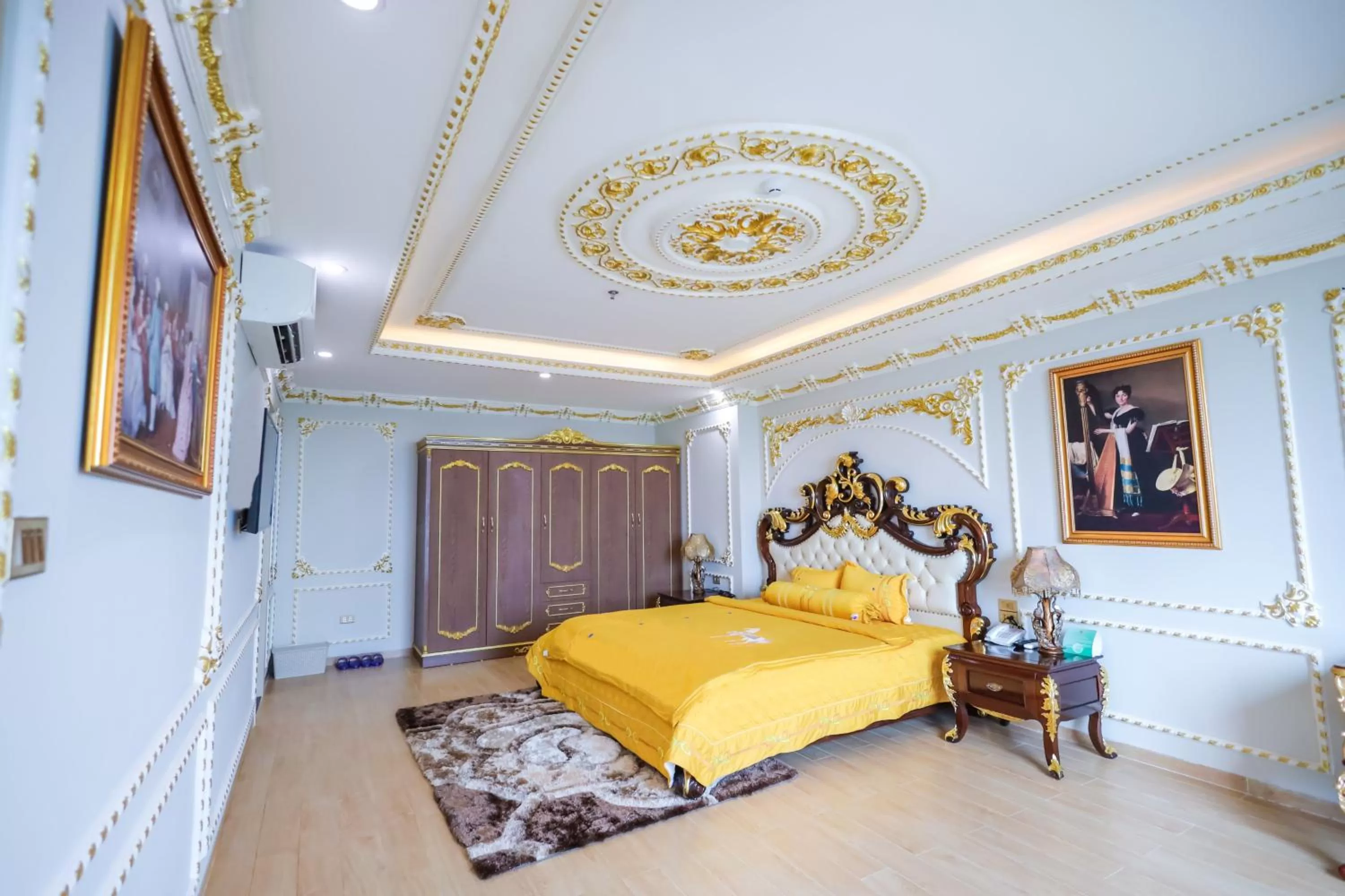 Bed in Khách Sạn Phượng Hoàng 3