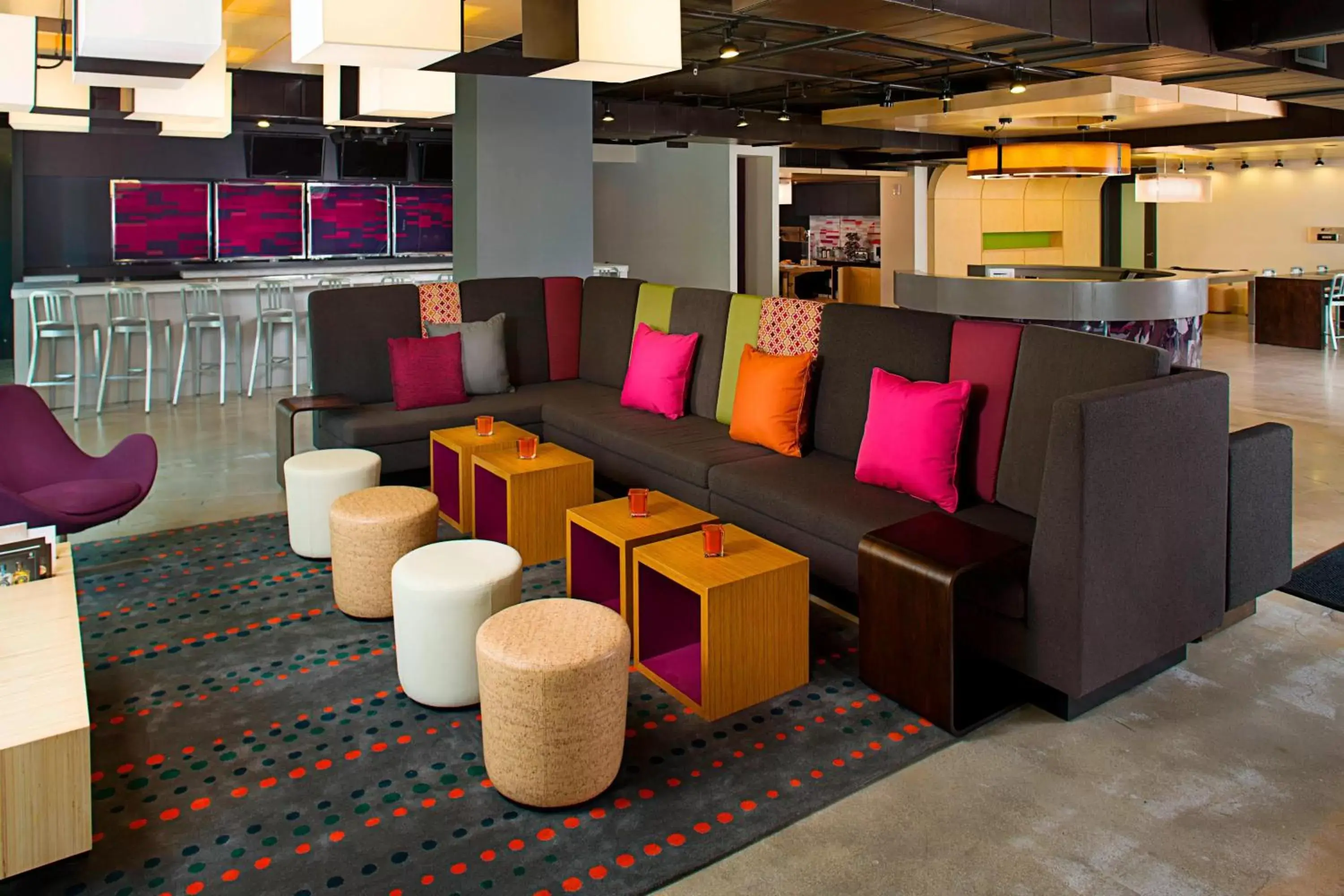 Lounge or bar, Lounge/Bar in Aloft Miami Brickell