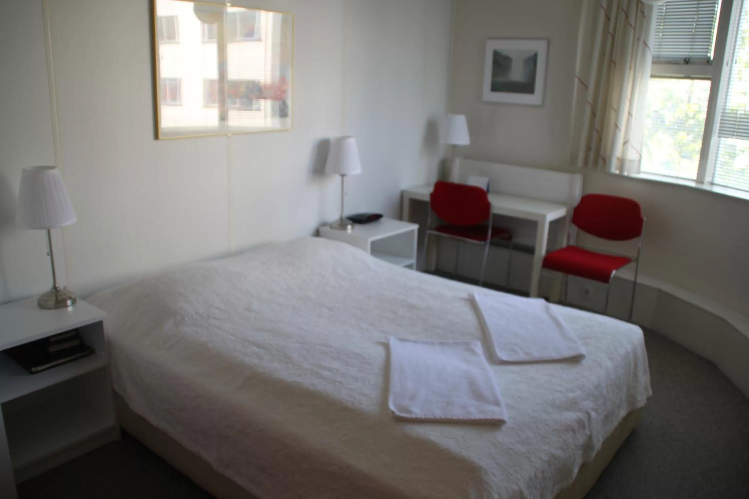 Bed in 101 Guesthouse Hotel