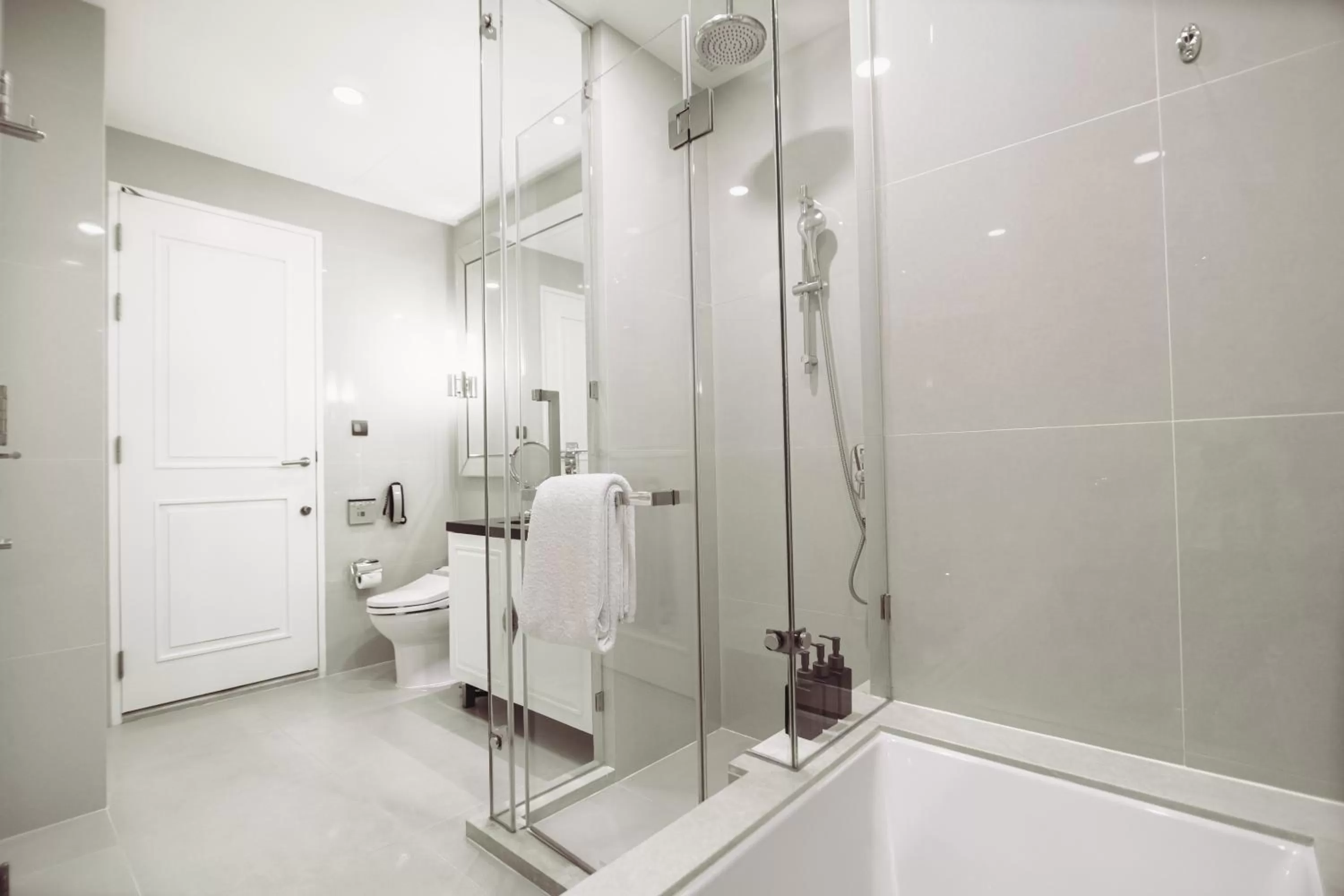 Shower in 137 Pillars Residences Bangkok