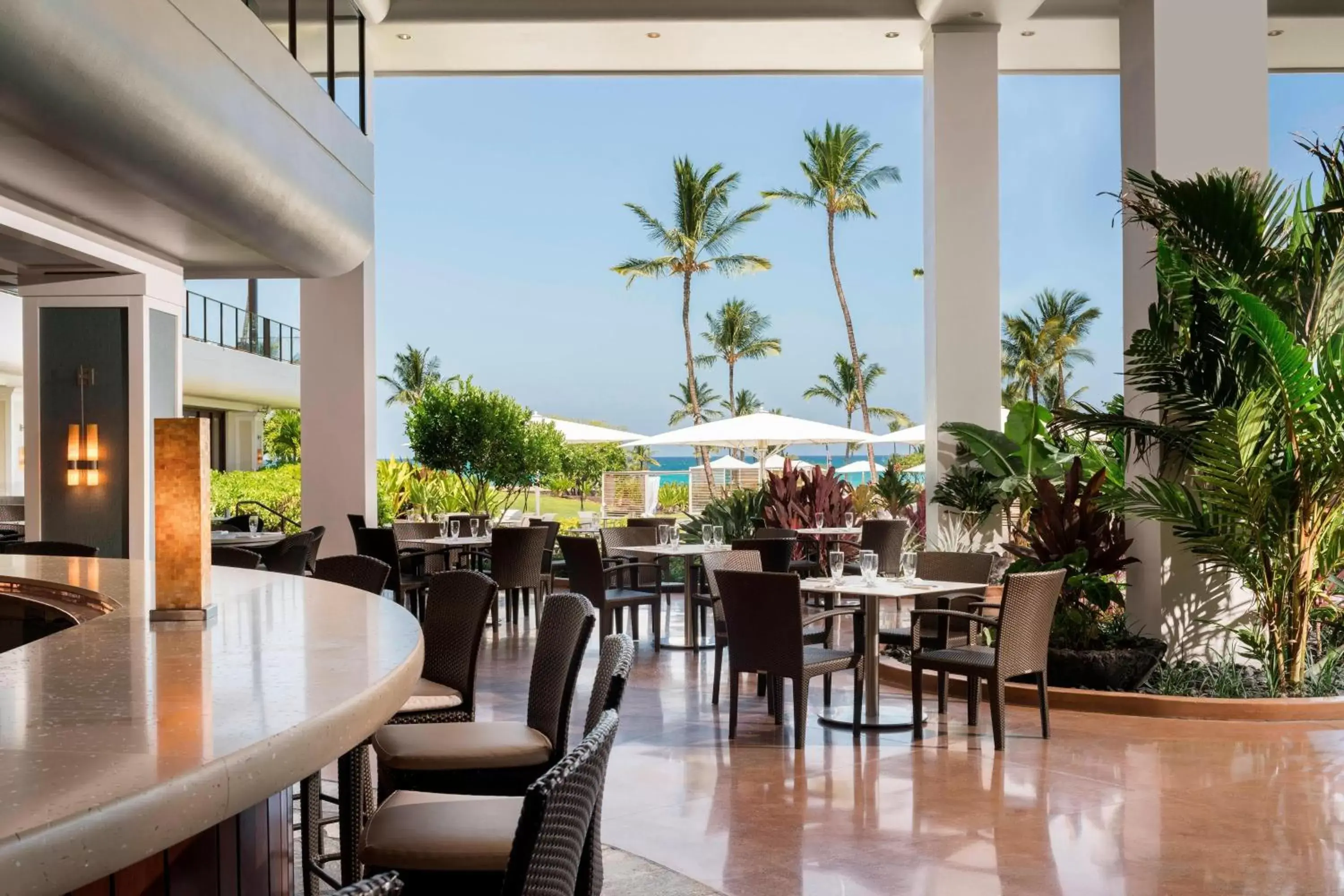 Lounge or bar, Restaurant/Places to Eat in Waikoloa Beach Marriott Resort & Spa